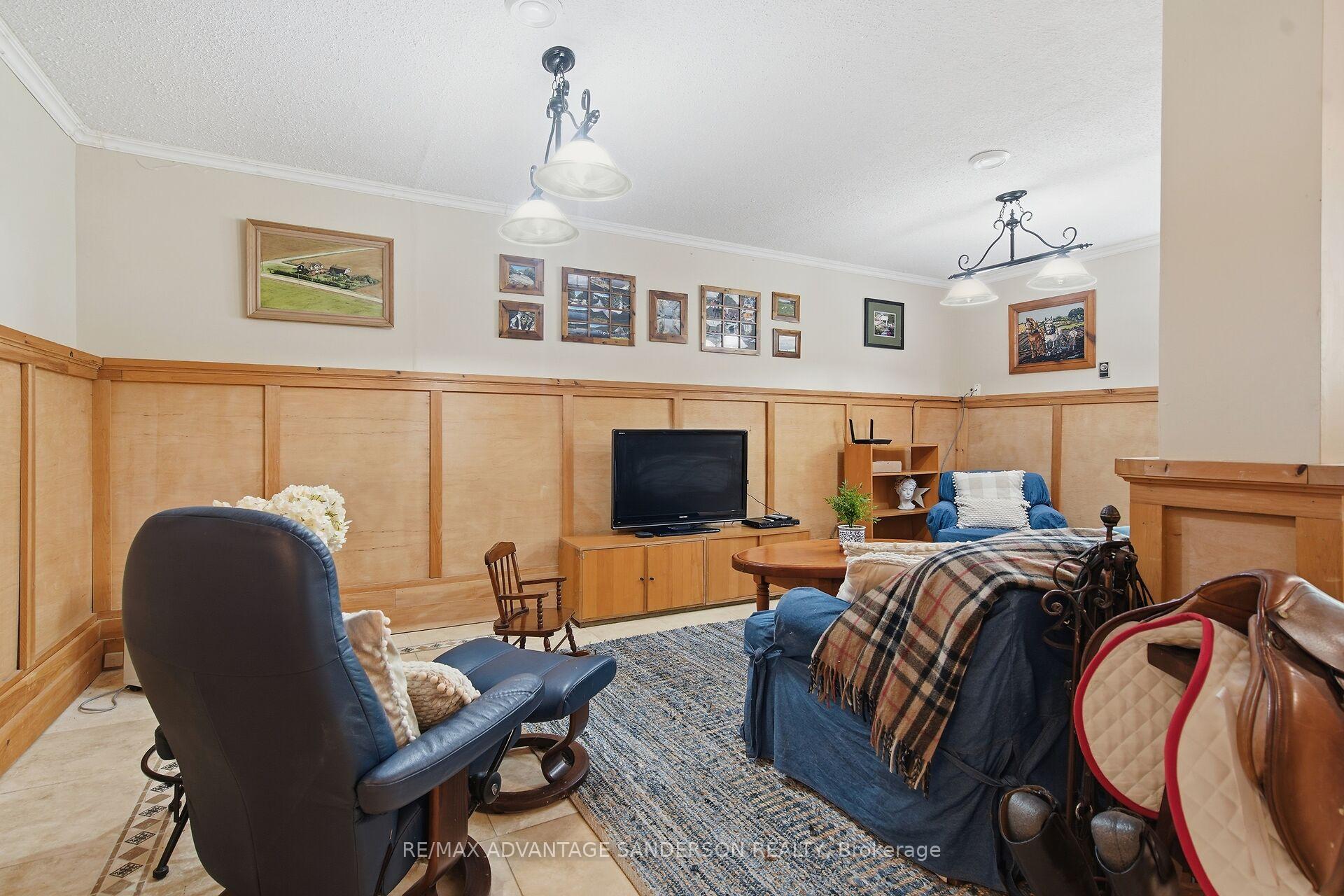 Photo 43 of 4099 McIntosh Drive, North Middlesex, Parkhill — HOMEH