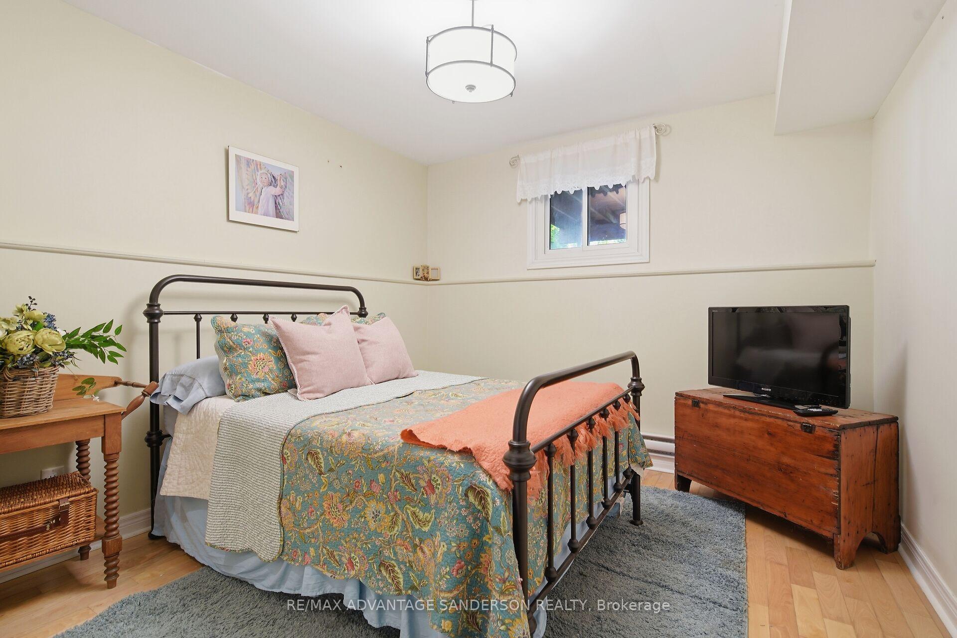 Photo 45 of 4099 McIntosh Drive, North Middlesex, Parkhill — HOMEH