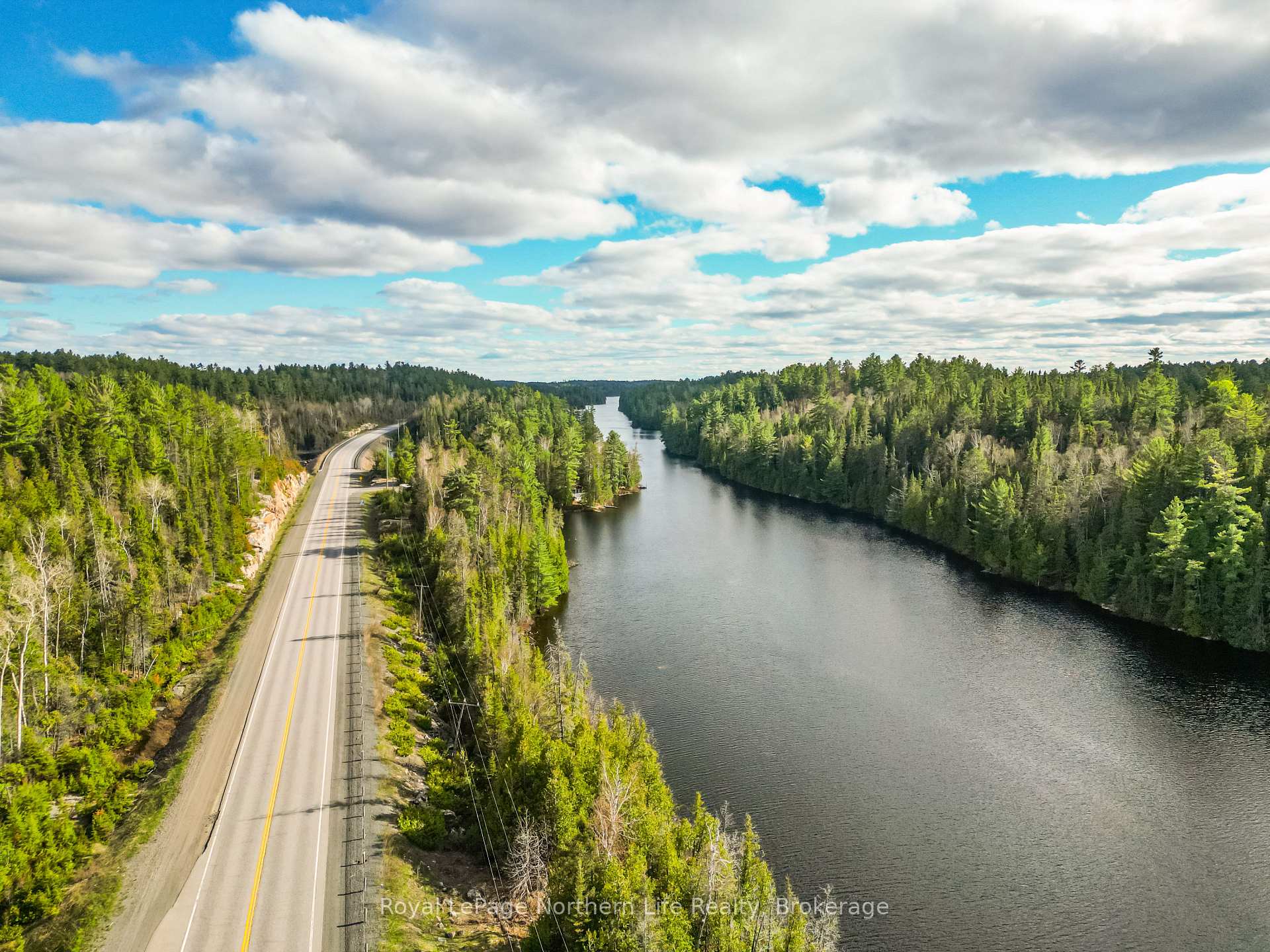 Photo 3 of 4825 Highway 11, Temagami — HOMEH