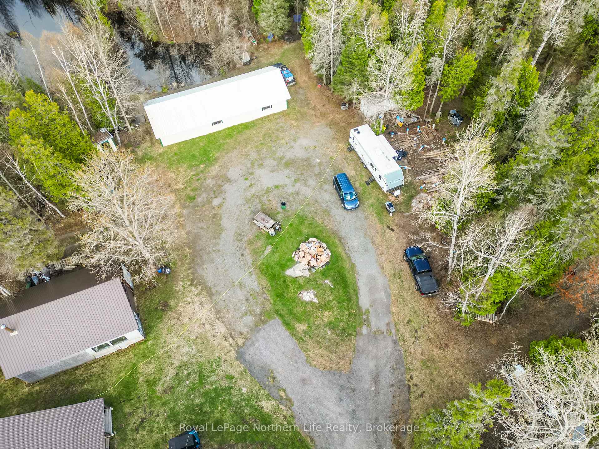 Photo 6 of 4825 Highway 11, Temagami — HOMEH