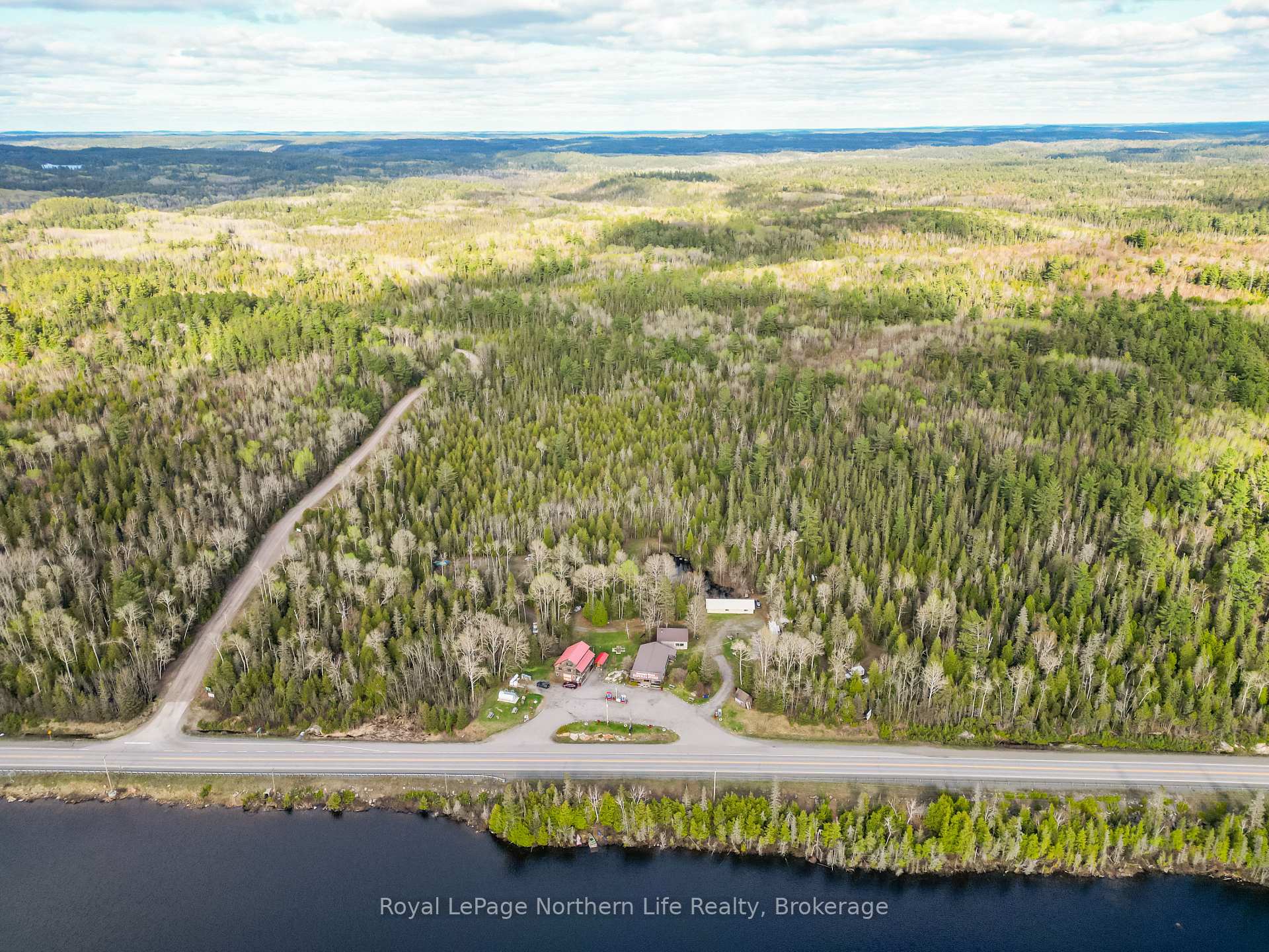 Photo 8 of 4825 Highway 11, Temagami — HOMEH