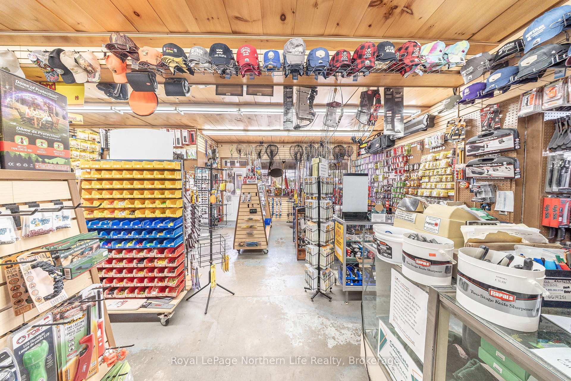 Photo 10 of 4825 Highway 11, Temagami — HOMEH