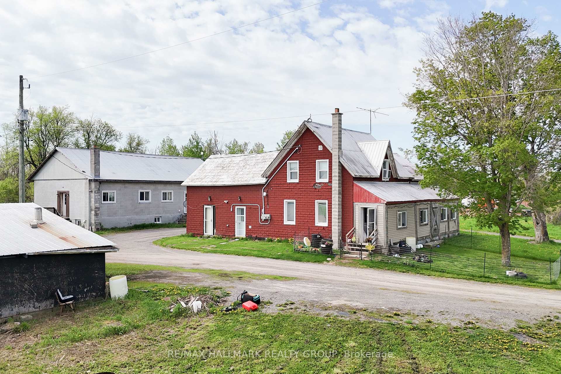 Photo 11 of 7232 Franktown Road, Ottawa, Goulbourn Twp From Franktown Rd/South To Rideau — HOMEH
