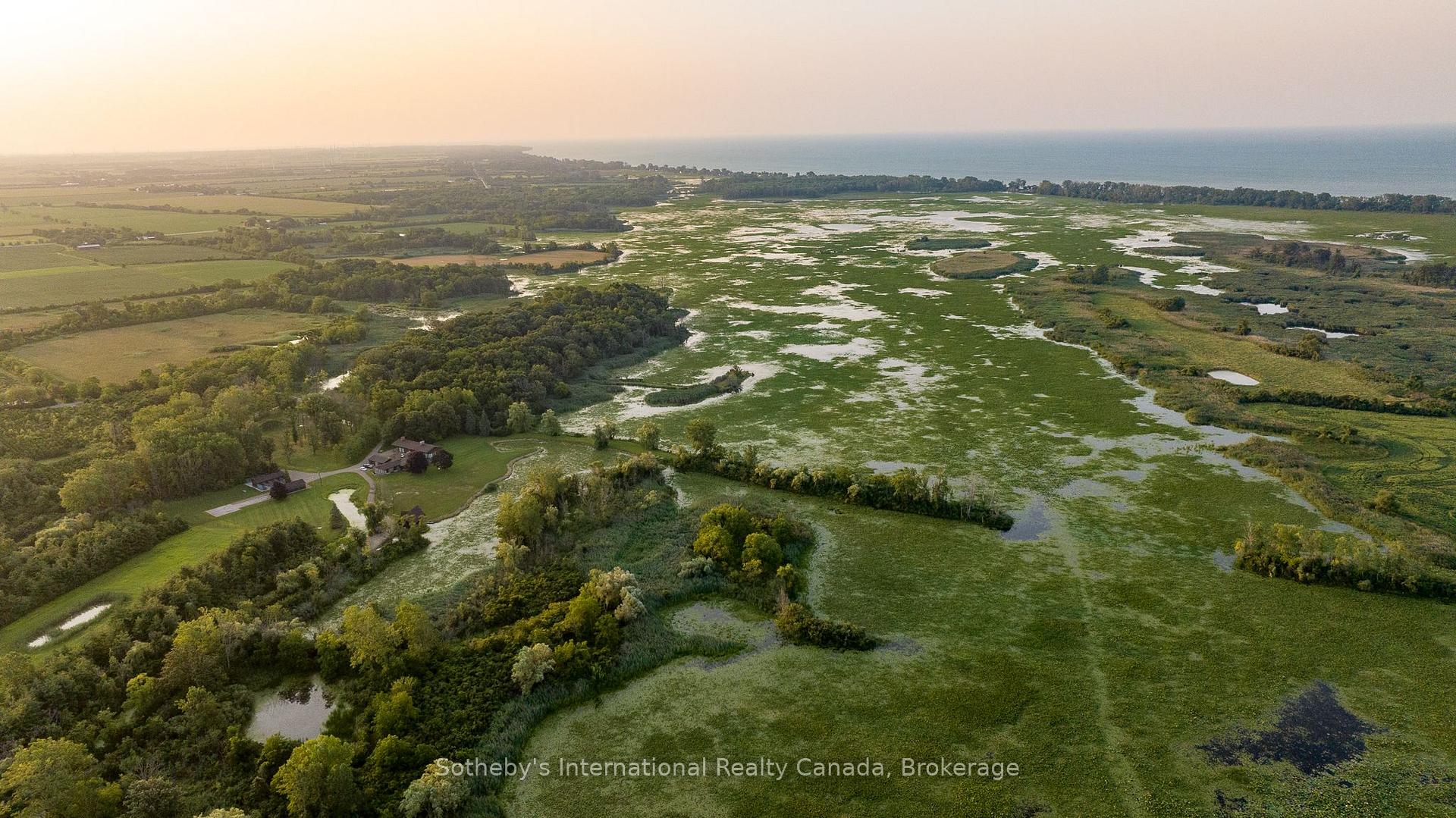 Photo 2 of 5874 Concession 5 Road S, Amherstburg — HOMEH