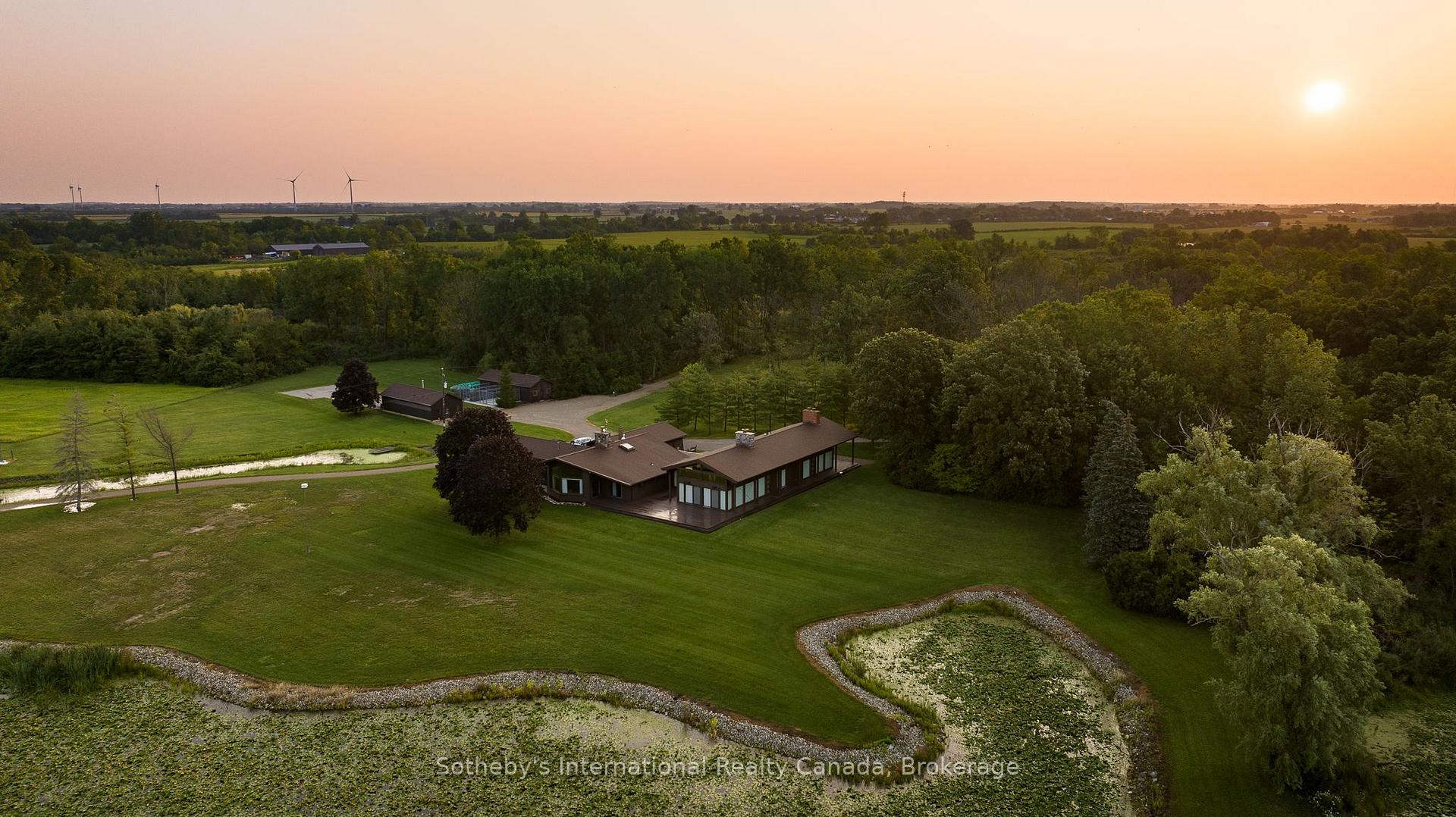 Photo 12 of 5874 Concession 5 Road S, Amherstburg — HOMEH