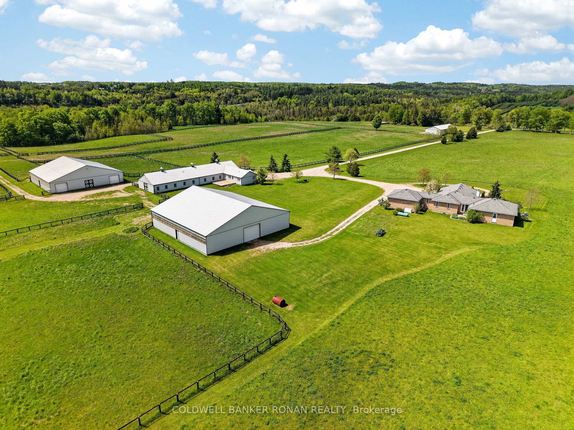 Photo 31 of 893053 Sixth Line EHS, Mono, Rural Mono — HOMEH
