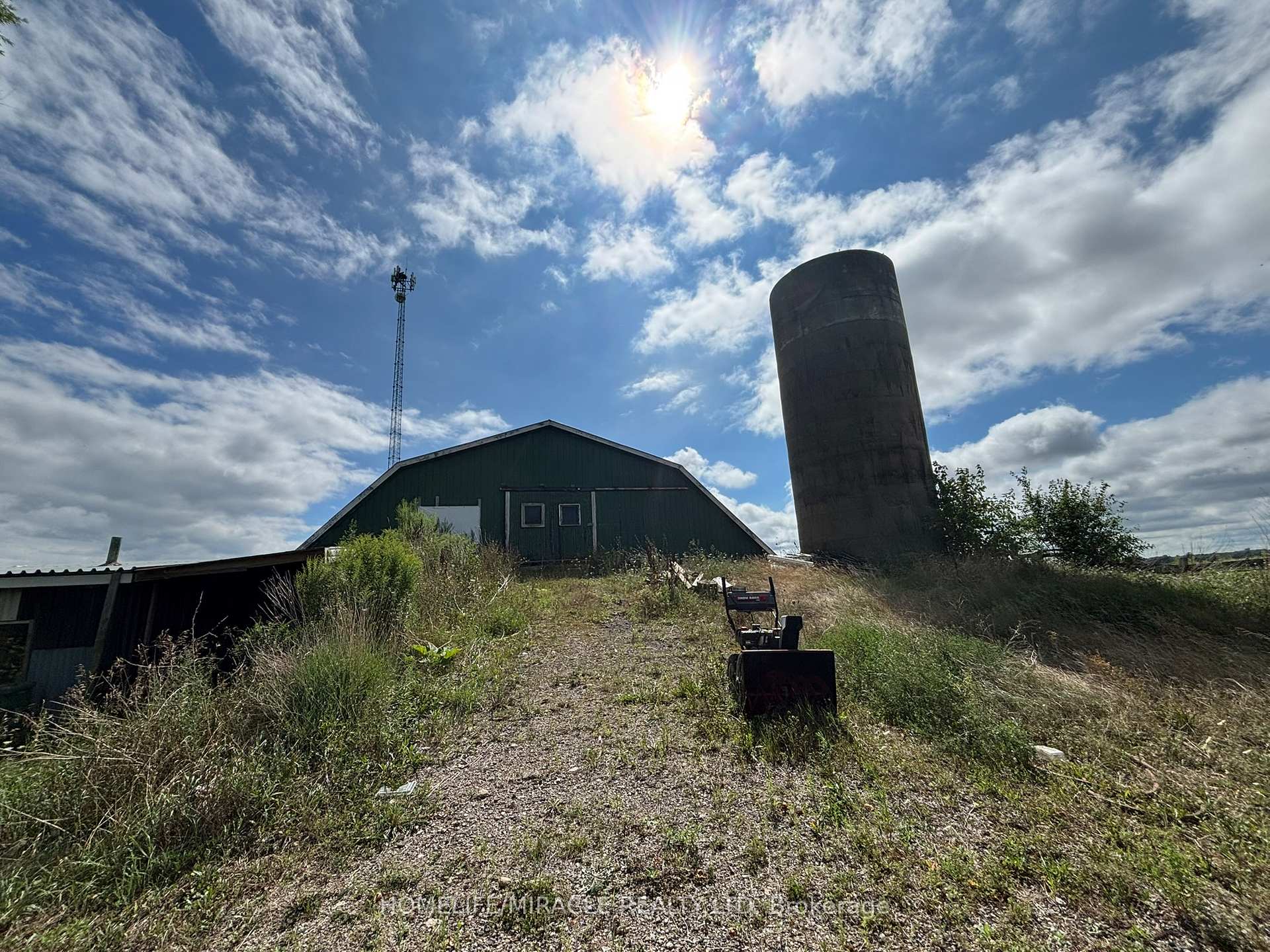 Photo 11 of 1381 Hwy 8, Cambridge, Greenway-Chaplin — HOMEH