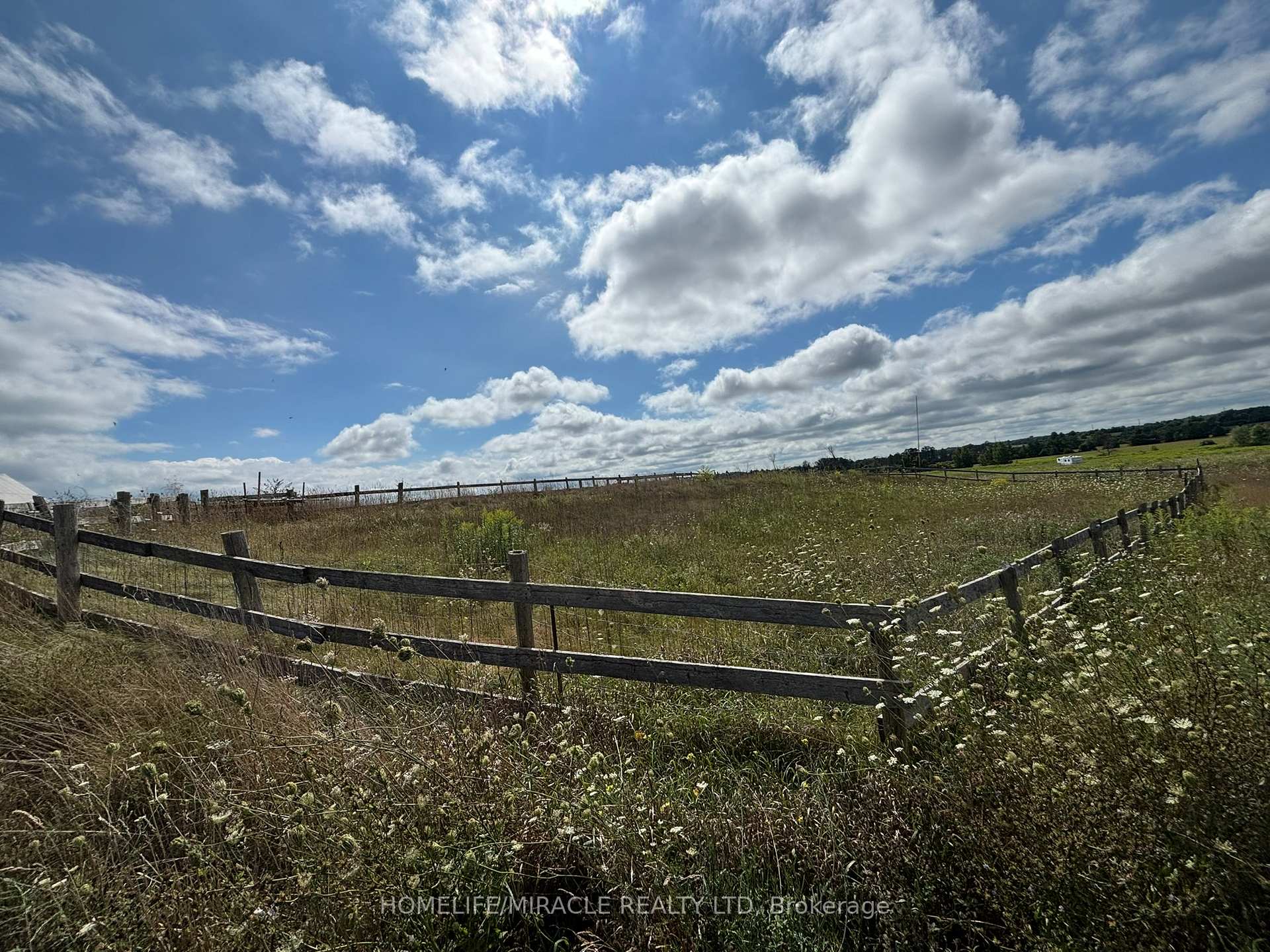 Photo 13 of 1381 Hwy 8, Cambridge, Greenway-Chaplin — HOMEH