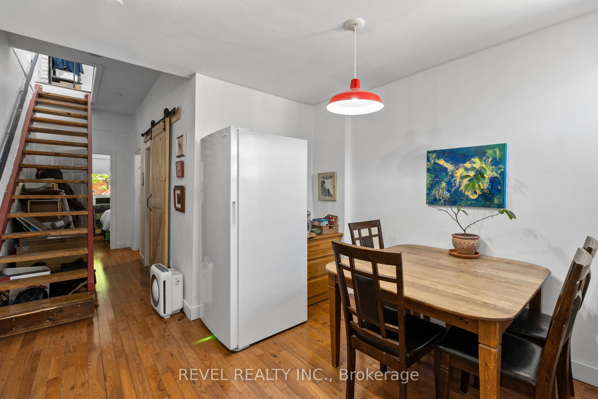 Photo 17 of 334 James Street N, Hamilton, Beasley — HOMEH