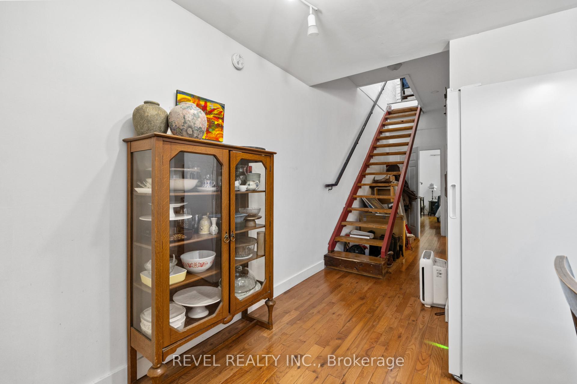 Photo 18 of 334 James Street N, Hamilton, Beasley — HOMEH