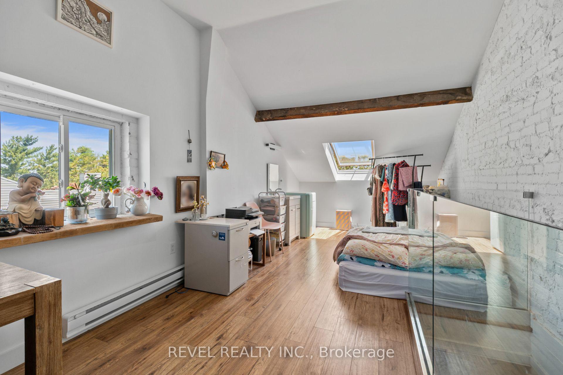 Photo 25 of 334 James Street N, Hamilton, Beasley — HOMEH