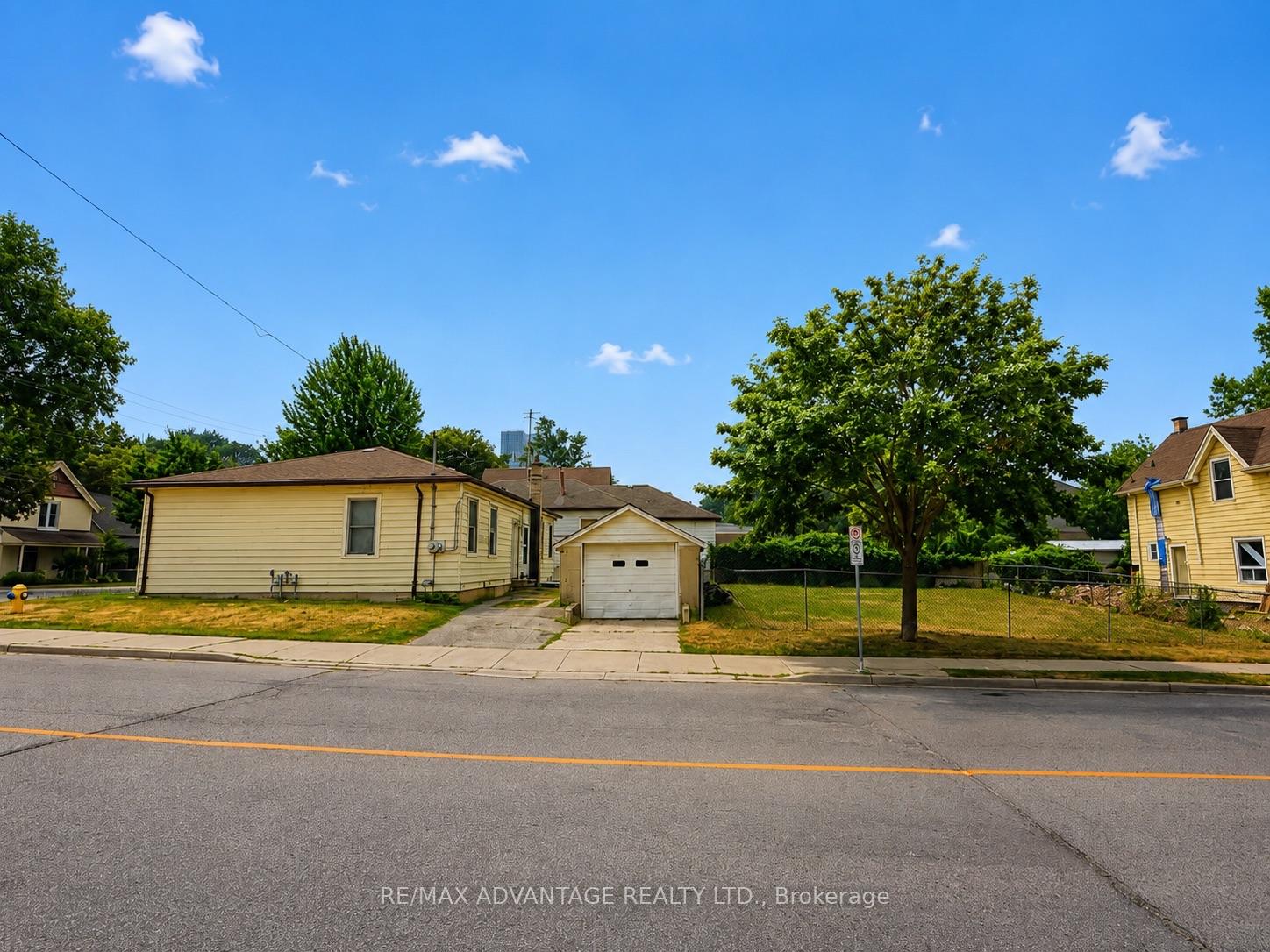 Photo 9 of 162-164 Mill Street, London, East F — HOMEH