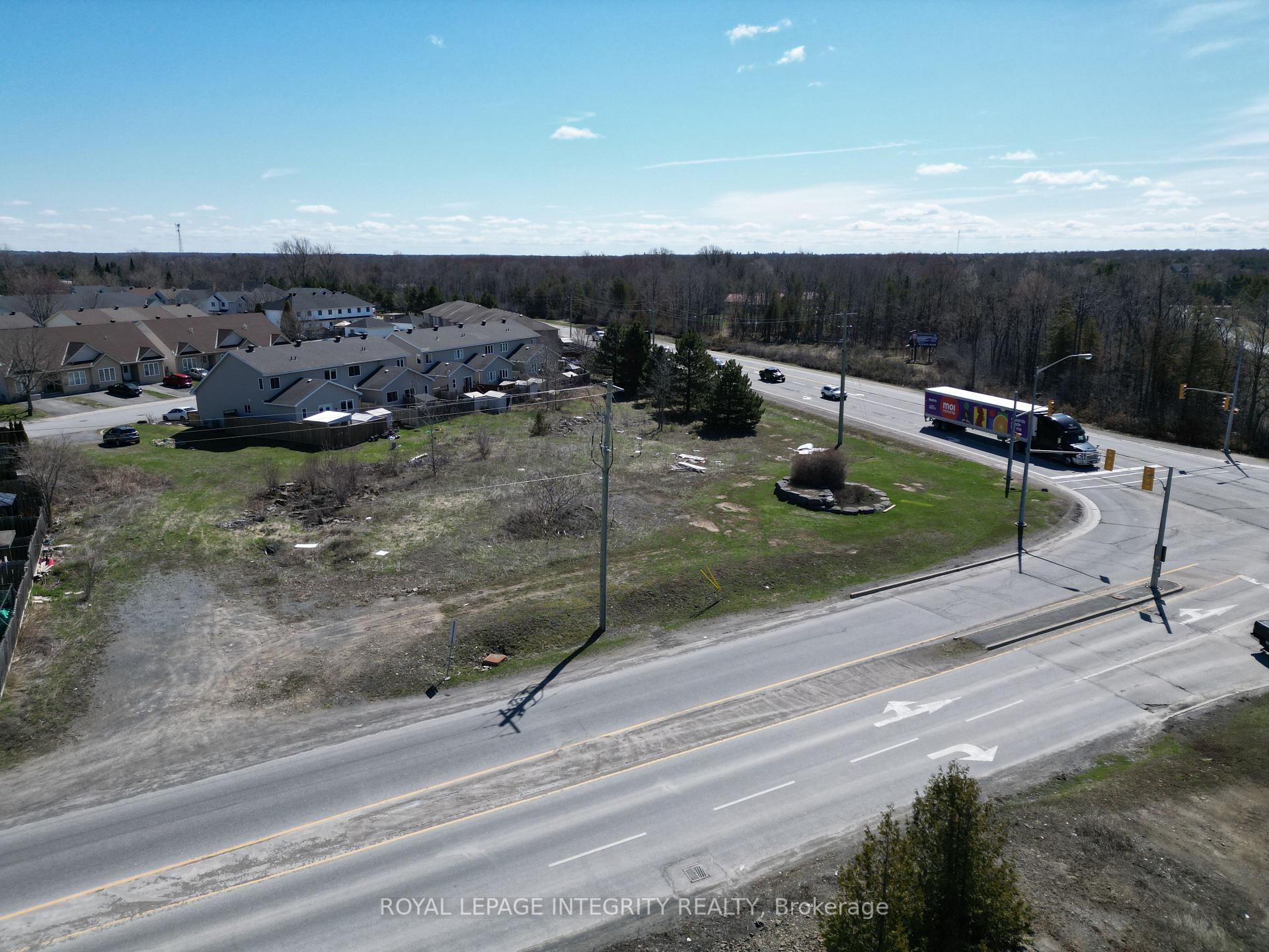 Photo 4 of 2 Spicer Street, Carleton Place, Carleton Place — HOMEH