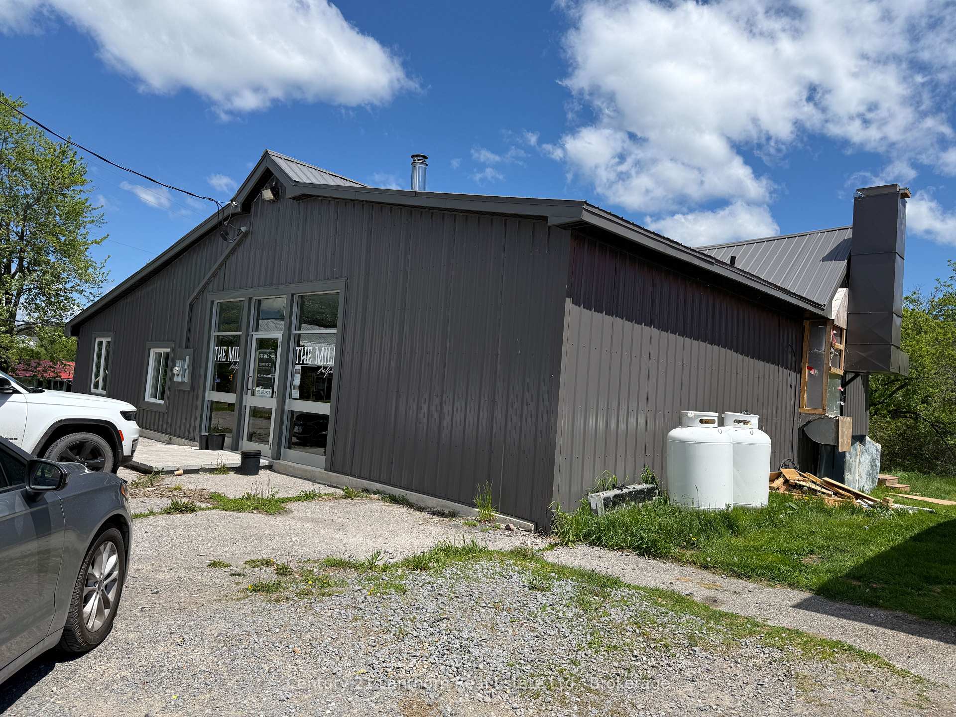 Photo 2 of 3035-3047 County Rd 10, Prince Edward County, South Marysburg Ward — HOMEH