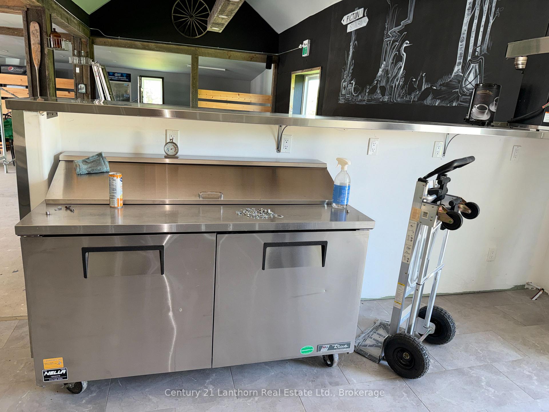 Photo 10 of 3035-3047 County Rd 10, Prince Edward County, South Marysburg Ward — HOMEH