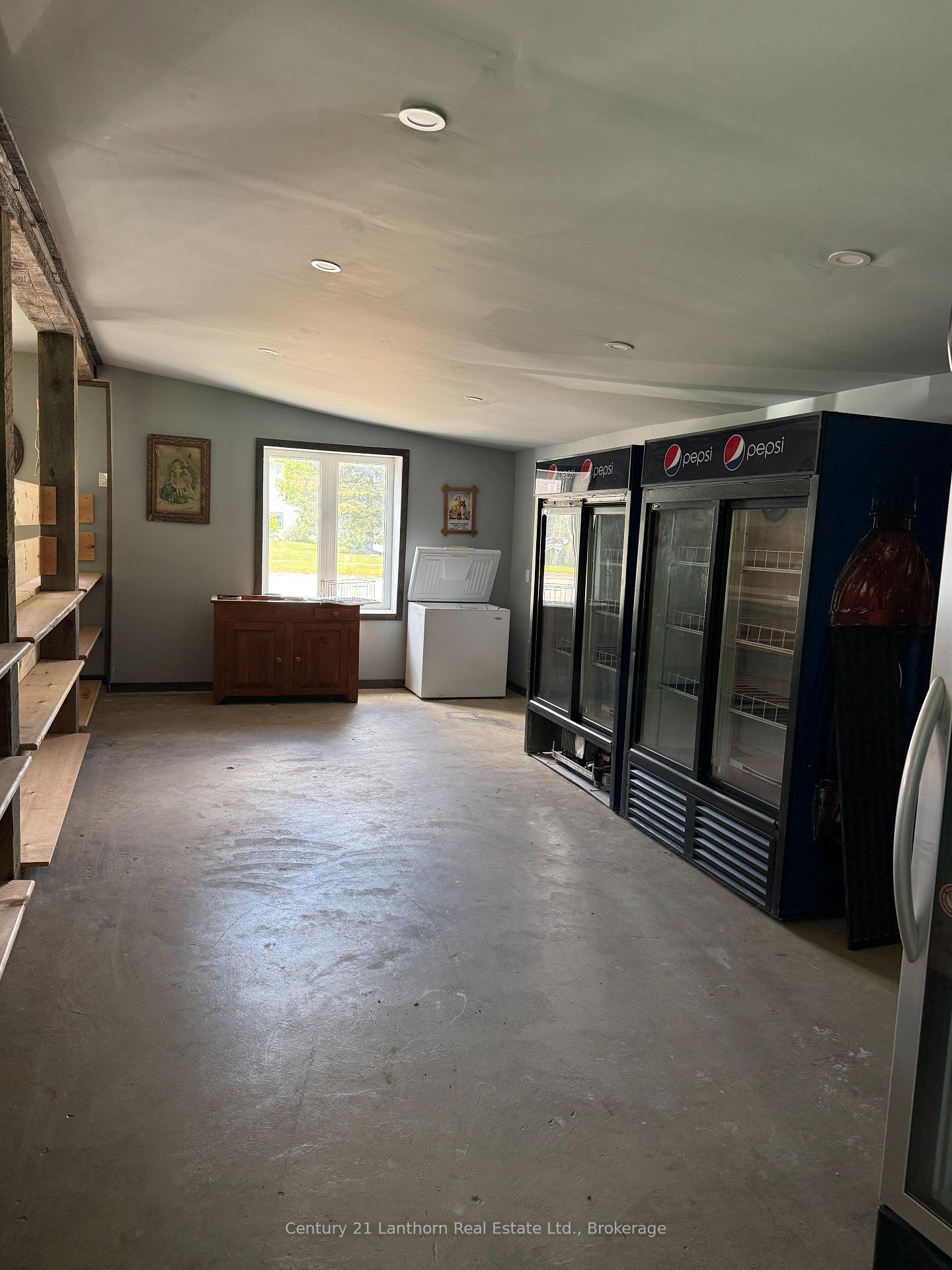 Photo 13 of 3035-3047 County Rd 10, Prince Edward County, South Marysburg Ward — HOMEH