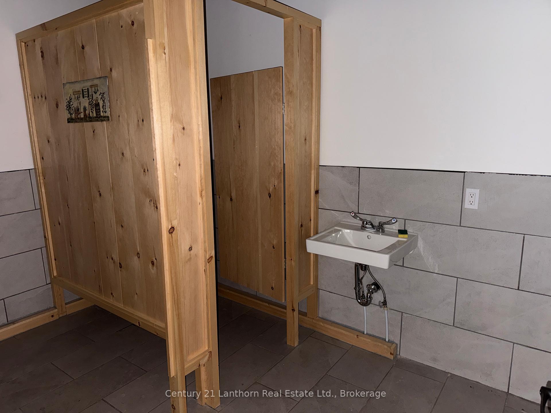 Photo 15 of 3035-3047 County Rd 10, Prince Edward County, South Marysburg Ward — HOMEH