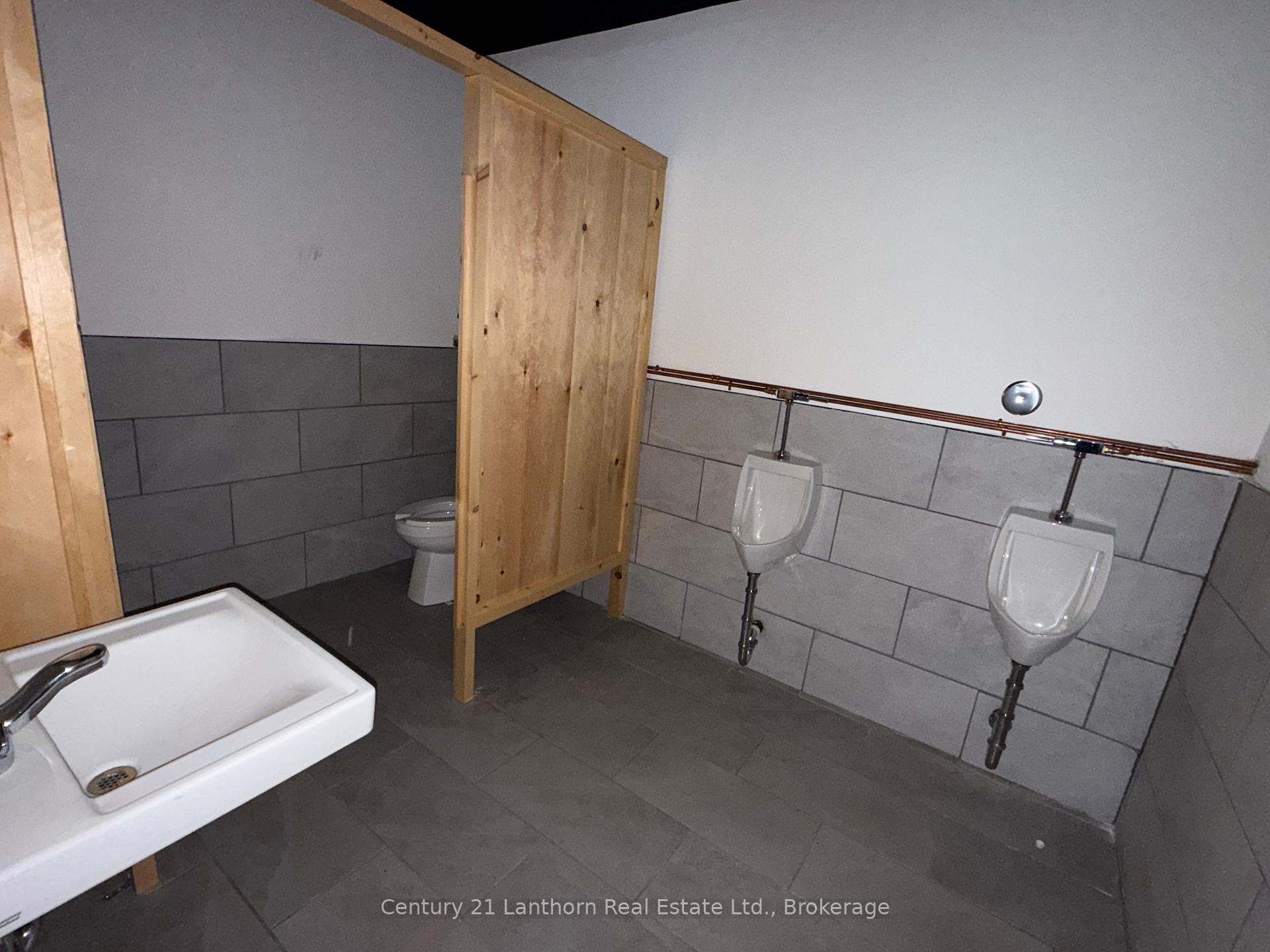 Photo 16 of 3035-3047 County Rd 10, Prince Edward County, South Marysburg Ward — HOMEH