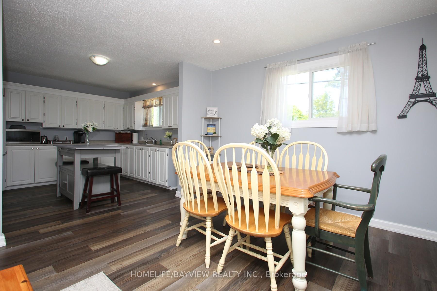 Photo 24 of 9 Bridge Street, Kawartha Lakes, Bexley — HOMEH