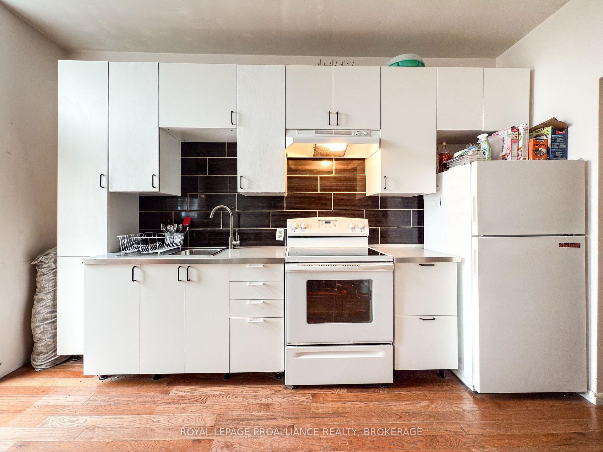 Photo 11 of 48 Dundas Street E, Greater Napanee, Greater Napanee — HOMEH