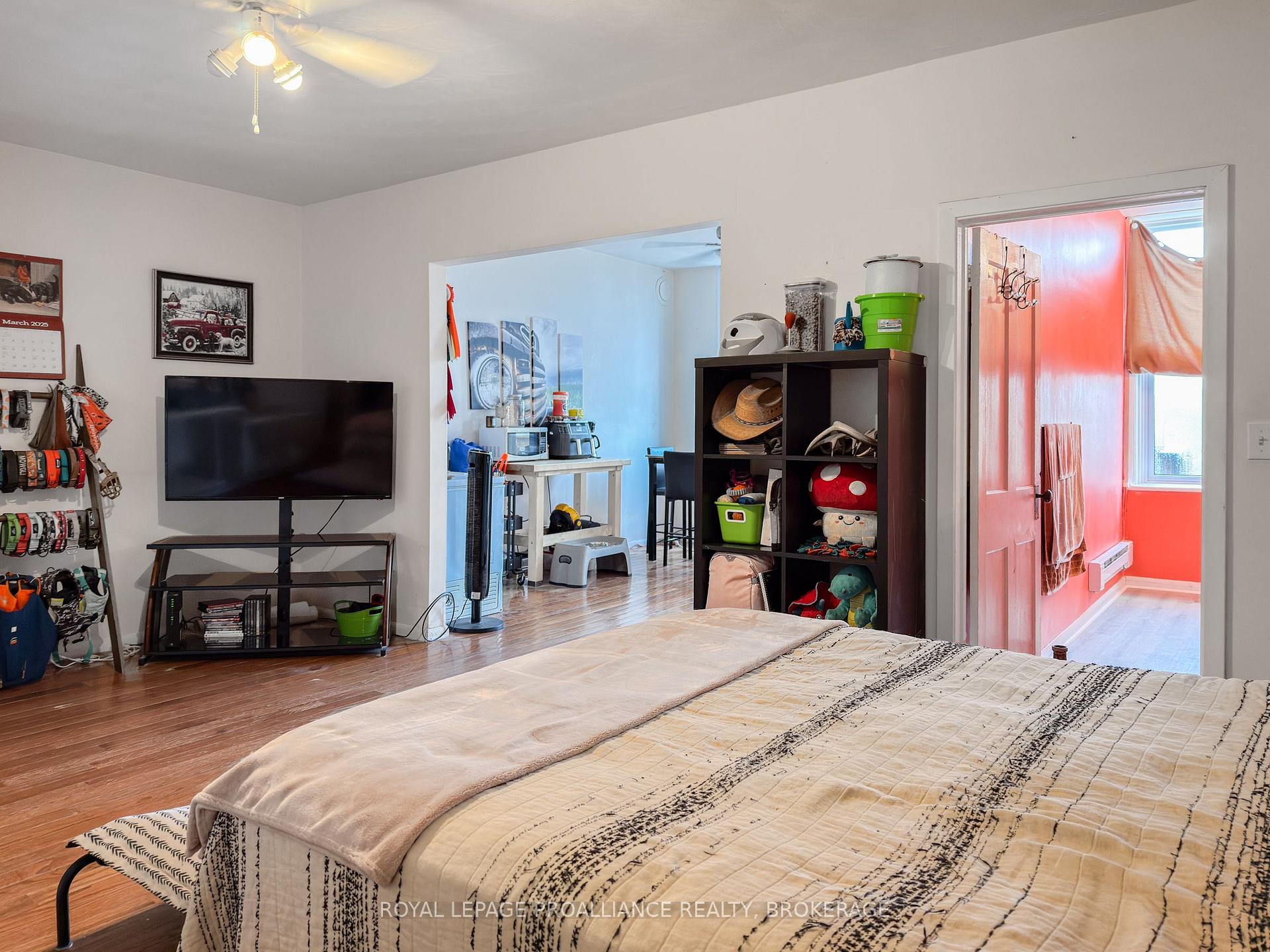 Photo 14 of 48 Dundas Street E, Greater Napanee, Greater Napanee — HOMEH