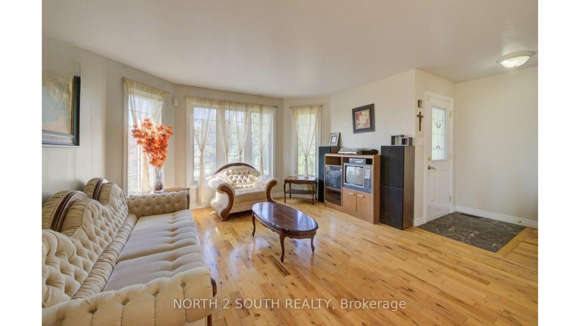 Photo 18 of 6737 Highway 20, West Lincoln, Smithville — HOMEH