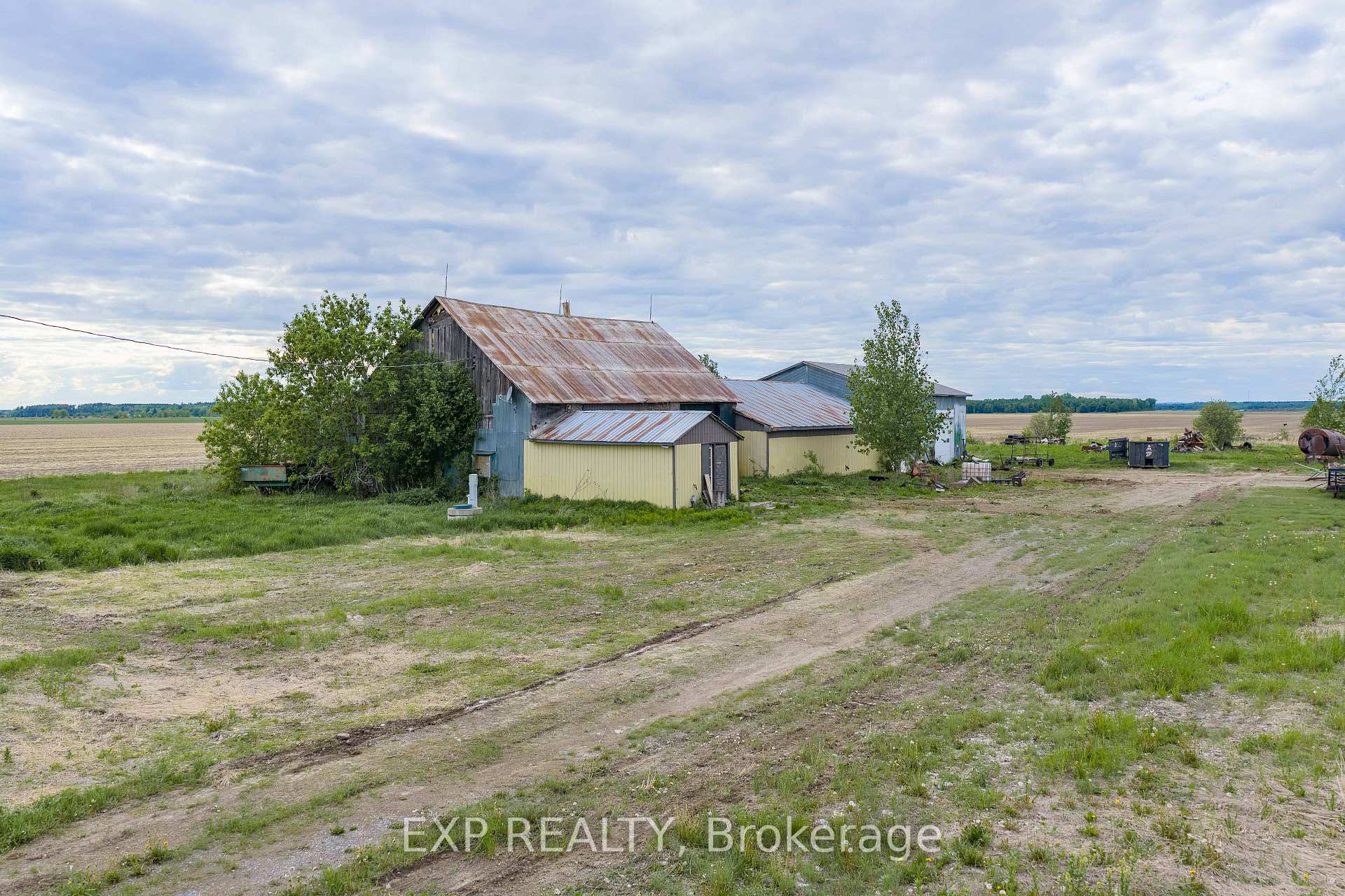 Photo 7 of 4985 Concession 11, The Nation, The Nation Municipality — HOMEH