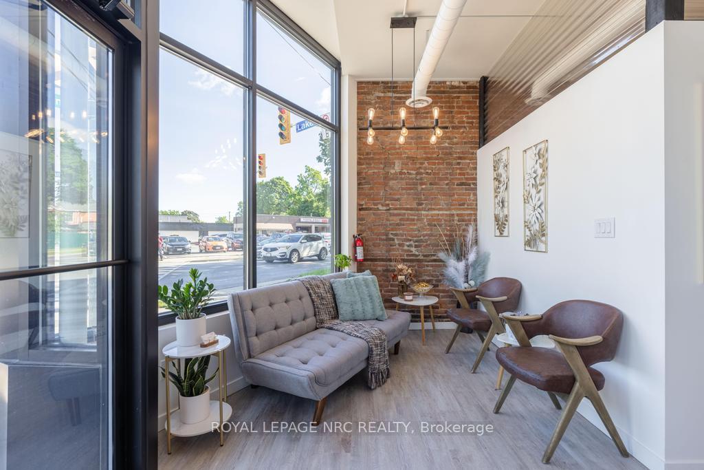 Photo 2 of 62 Welland Avenue, St. Catharines, Downtown — HOMEH