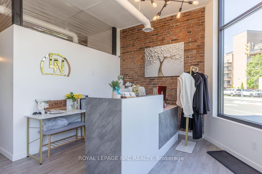 Photo 4 of 62 Welland Avenue, St. Catharines, Downtown — HOMEH