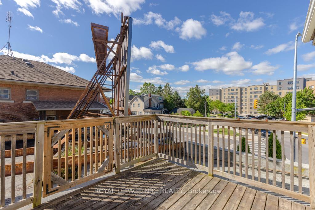 Photo 28 of 62 Welland Avenue, St. Catharines, Downtown — HOMEH
