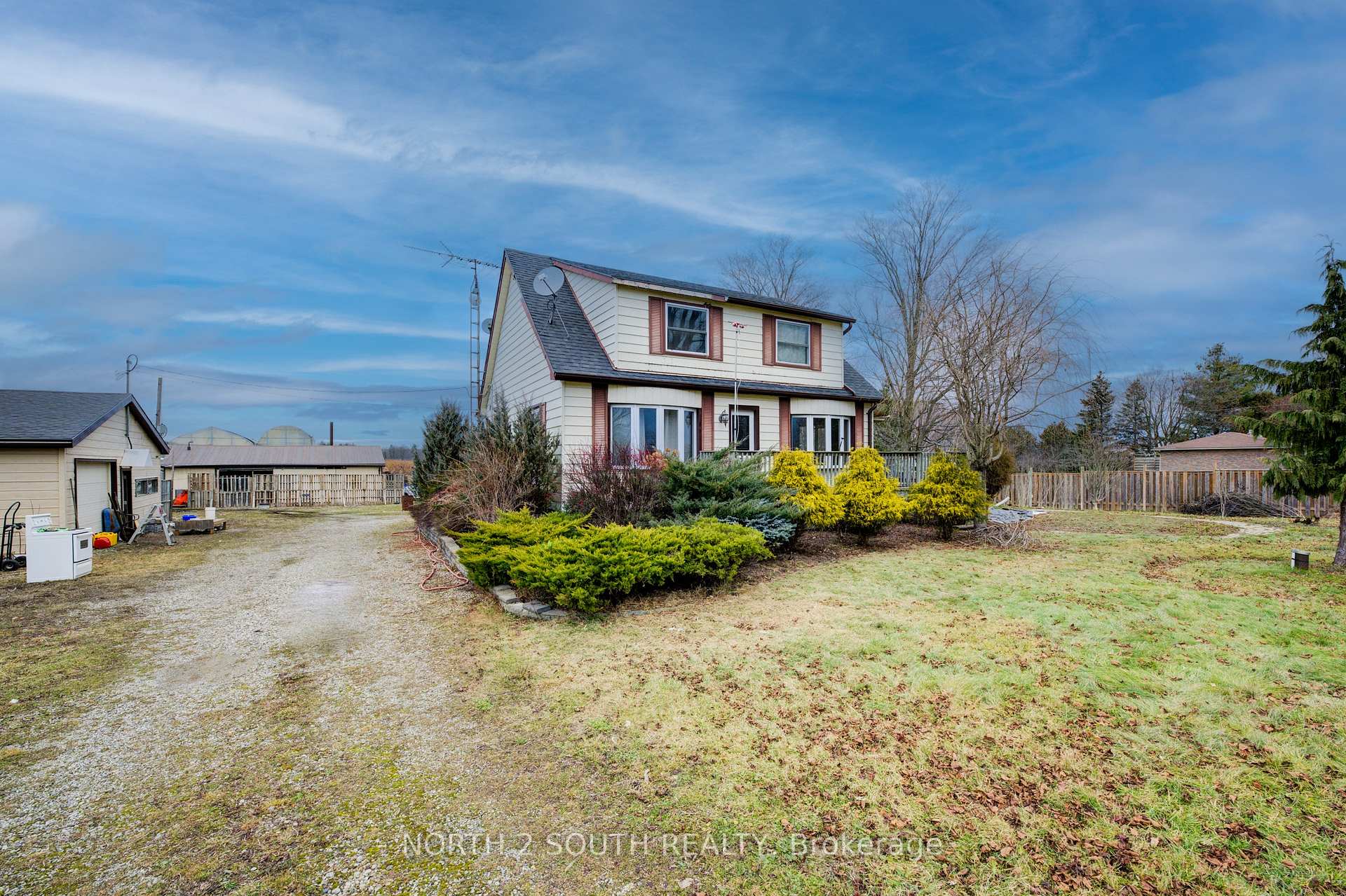 Photo 2 of 681 Conc 14 Townsend Road, Norfolk, Townsend — HOMEH