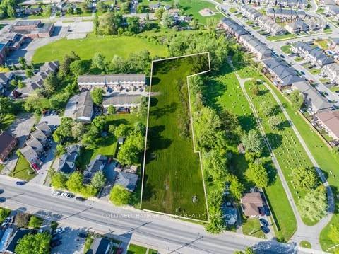 Photo 3 of 173 St. Catharines Street, West Lincoln, Smithville — HOMEH