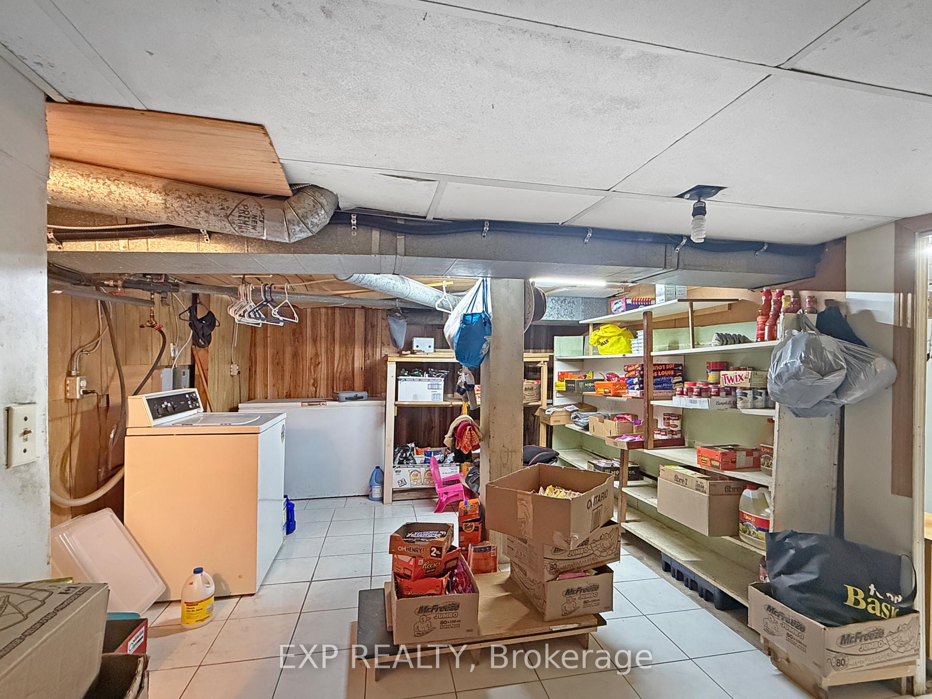 Photo 11 of 511 Quebec Street, London, East G — HOMEH