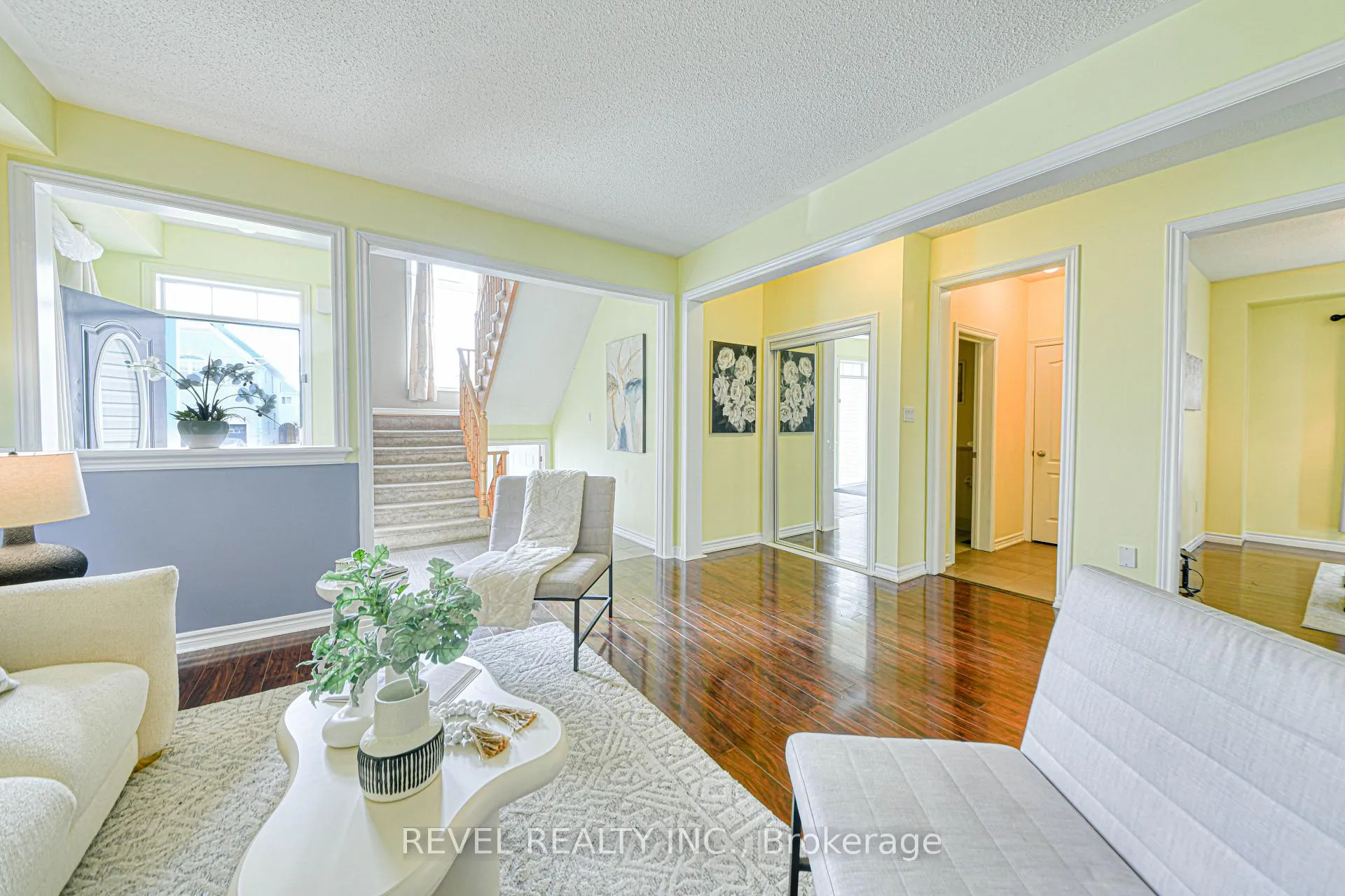 Photo 3 of 710 Halbert Drive, Shelburne — HOMEH