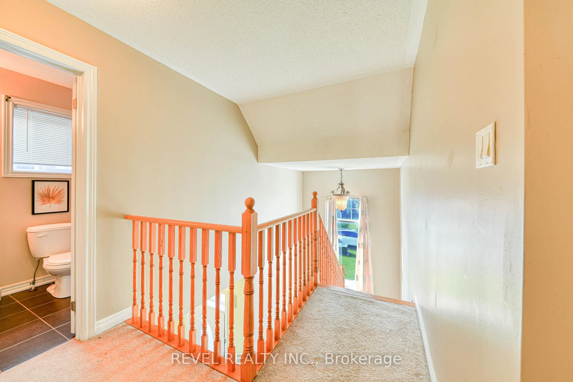 Photo 15 of 710 Halbert Drive, Shelburne — HOMEH