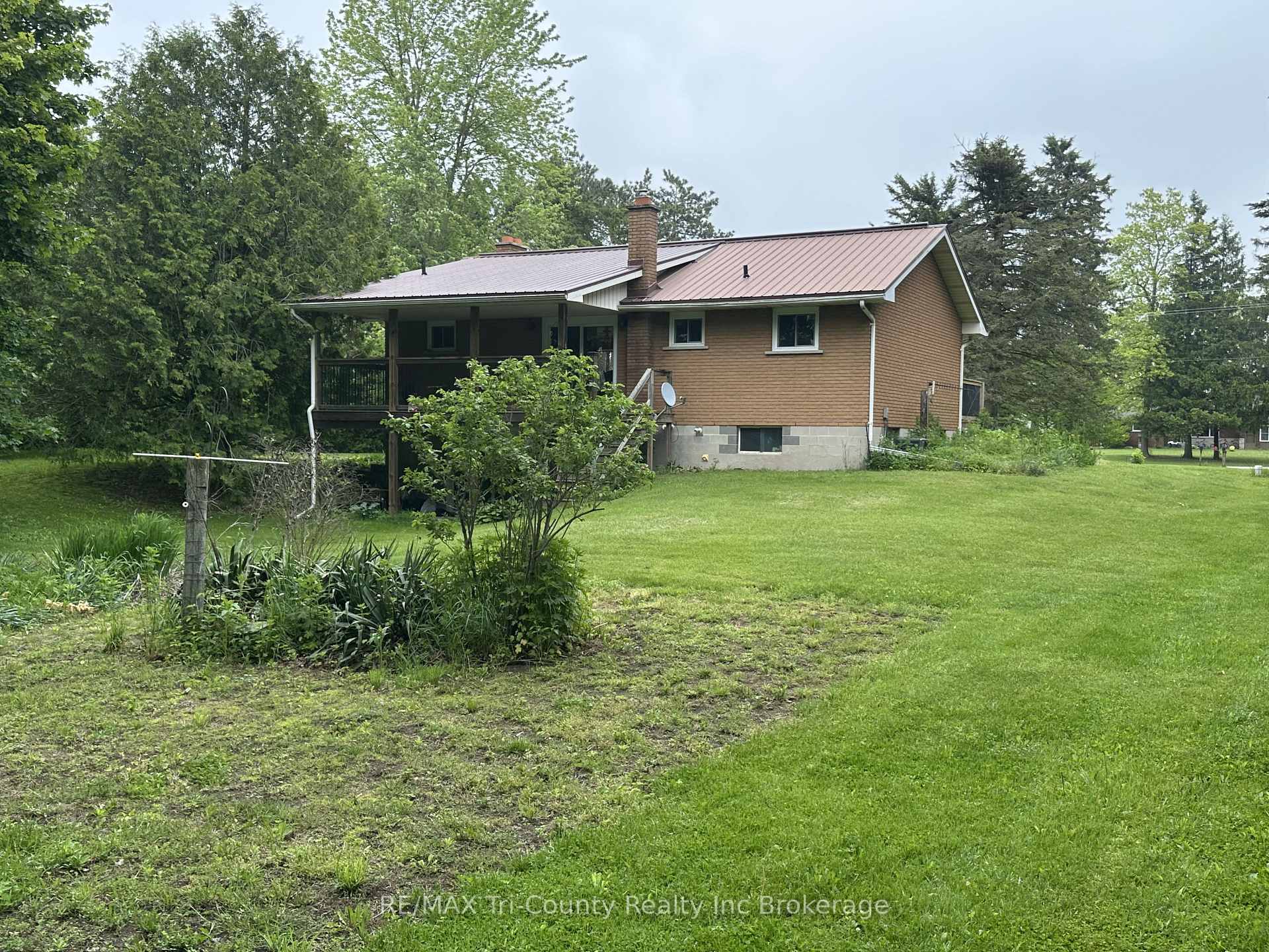 Photo 6 of 889 Norfolk County 28 Road, Norfolk, Rural Houghton — HOMEH