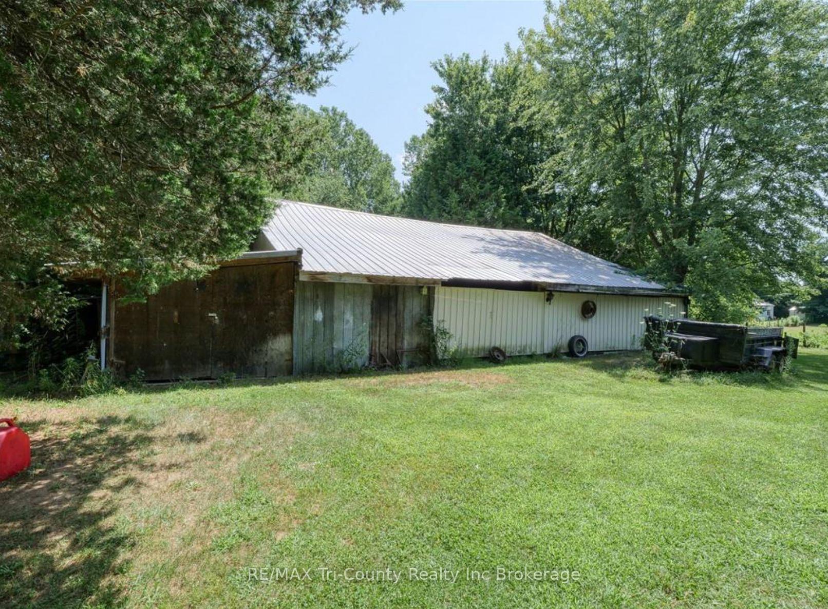 Photo 38 of 889 Norfolk County 28 Road, Norfolk, Rural Houghton — HOMEH