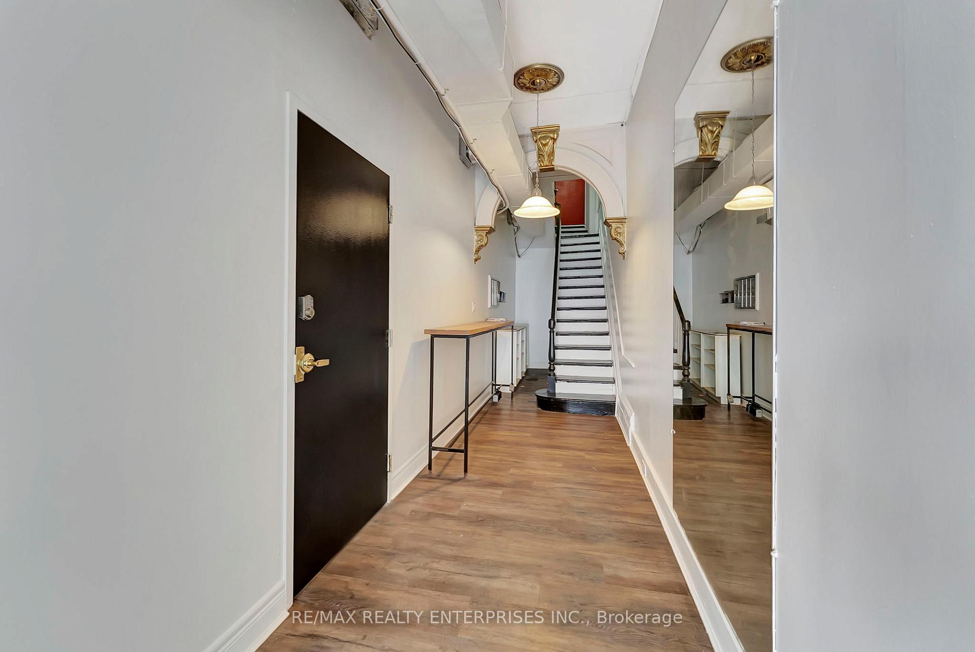 Photo 17 of 156 James Street S, Hamilton, Durand — HOMEH