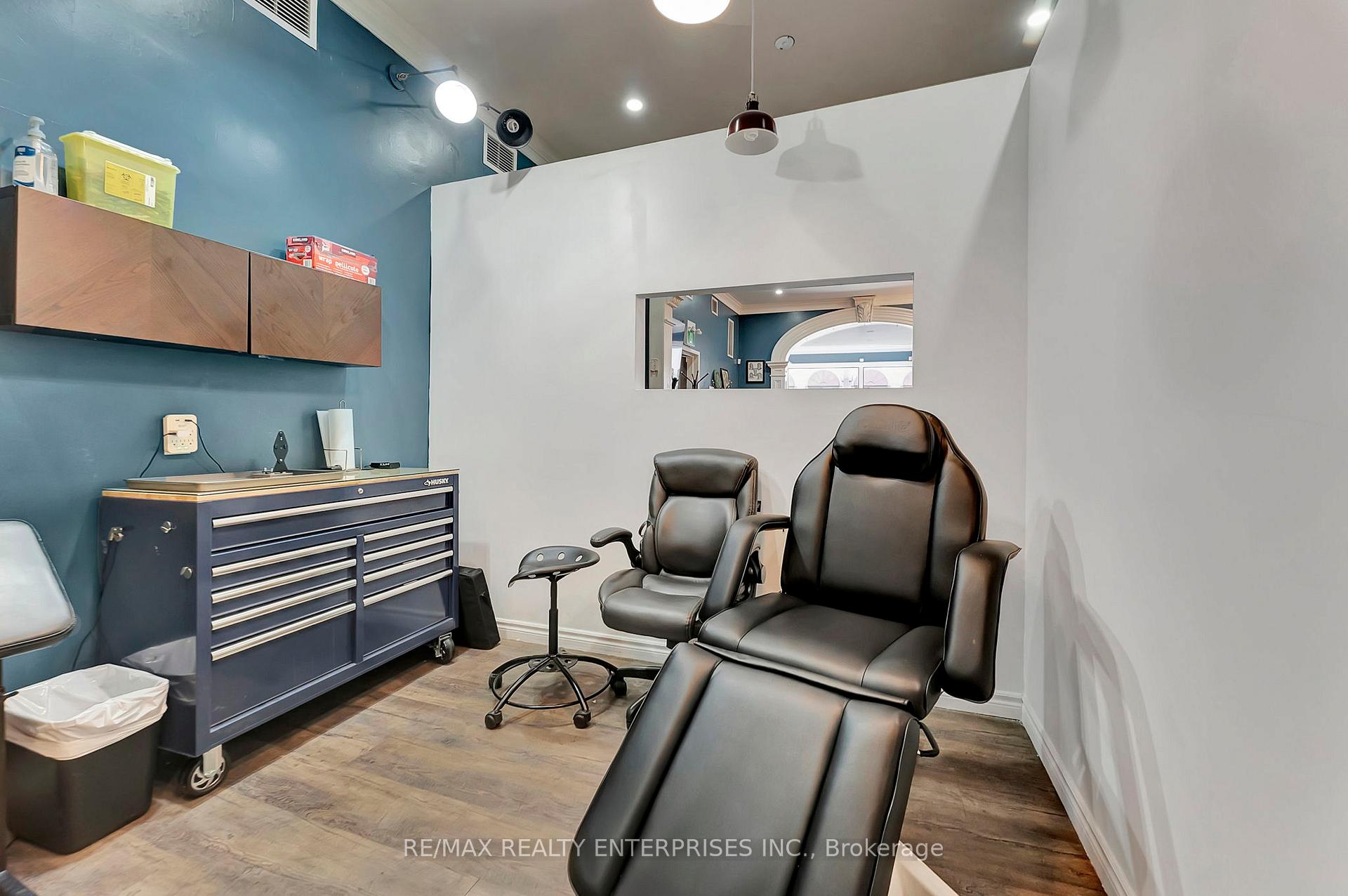 Photo 27 of 156 James Street S, Hamilton, Durand — HOMEH