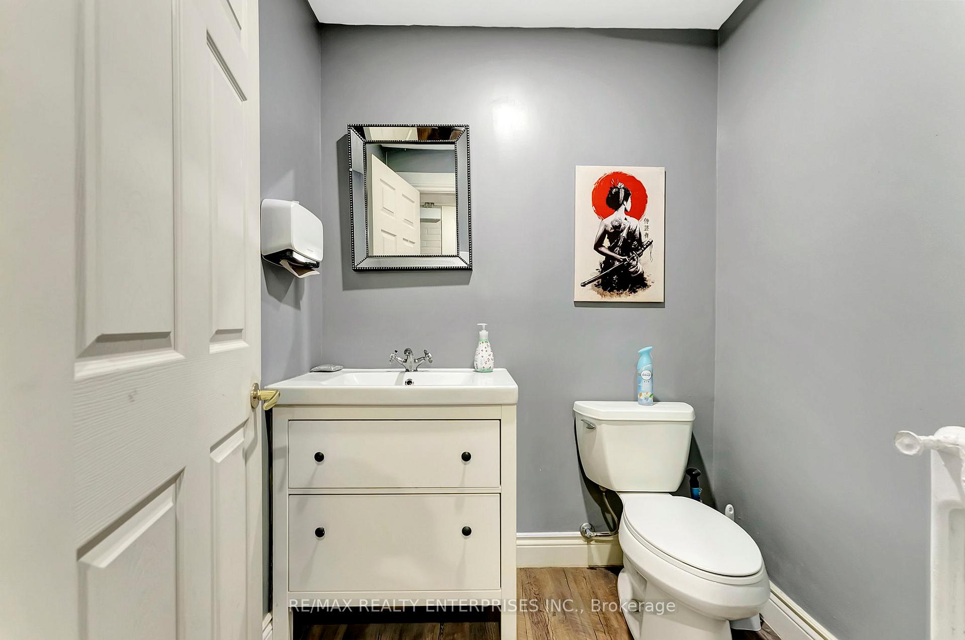 Photo 29 of 156 James Street S, Hamilton, Durand — HOMEH