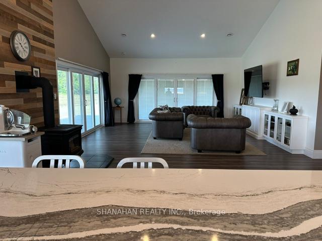 Photo 18 of 583 Gould Road, Dawn-Euphemia, Dawn Euphemia — HOMEH