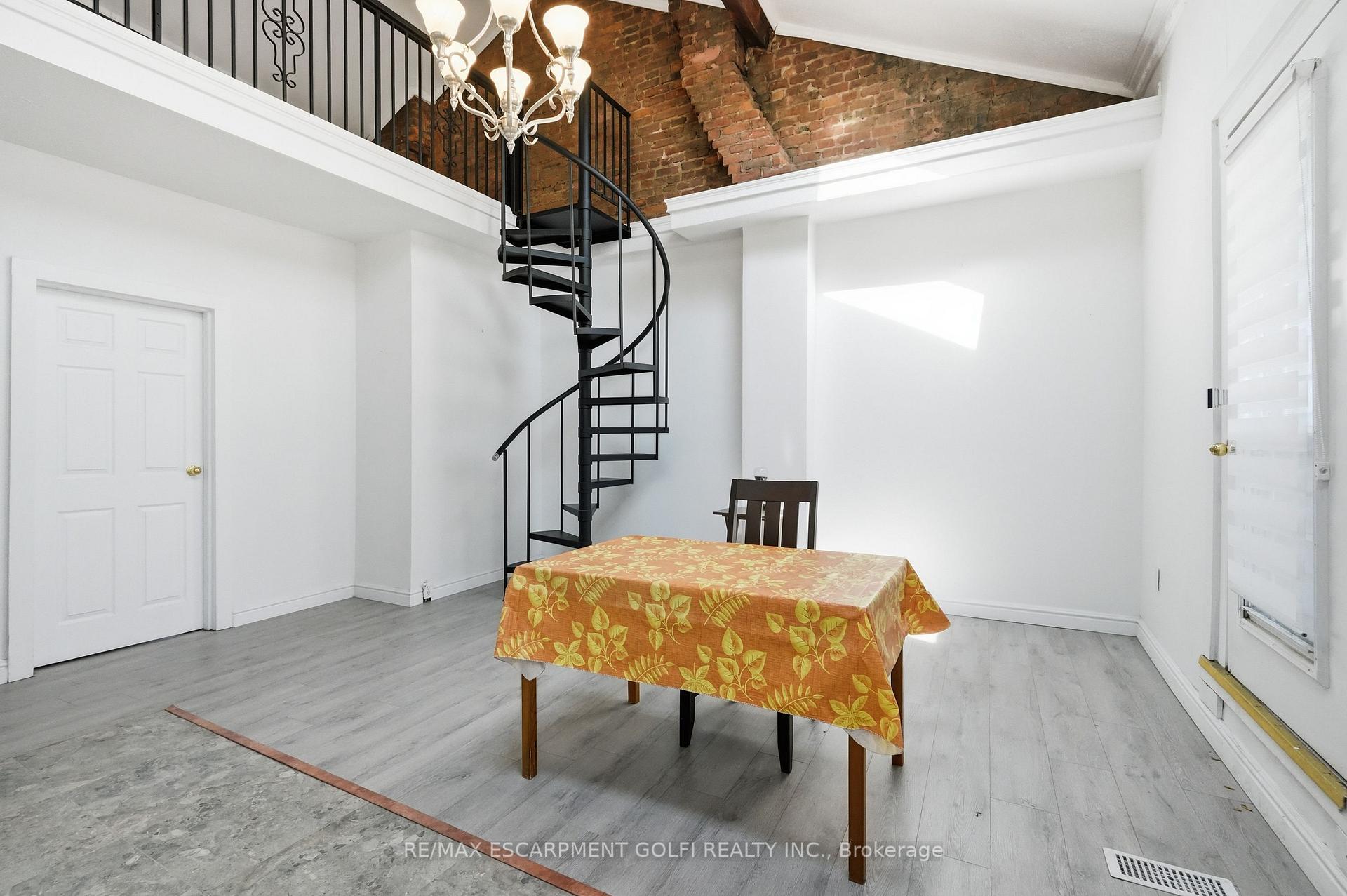Photo 7 of 216-218 King Street E, Hamilton, Beasley — HOMEH