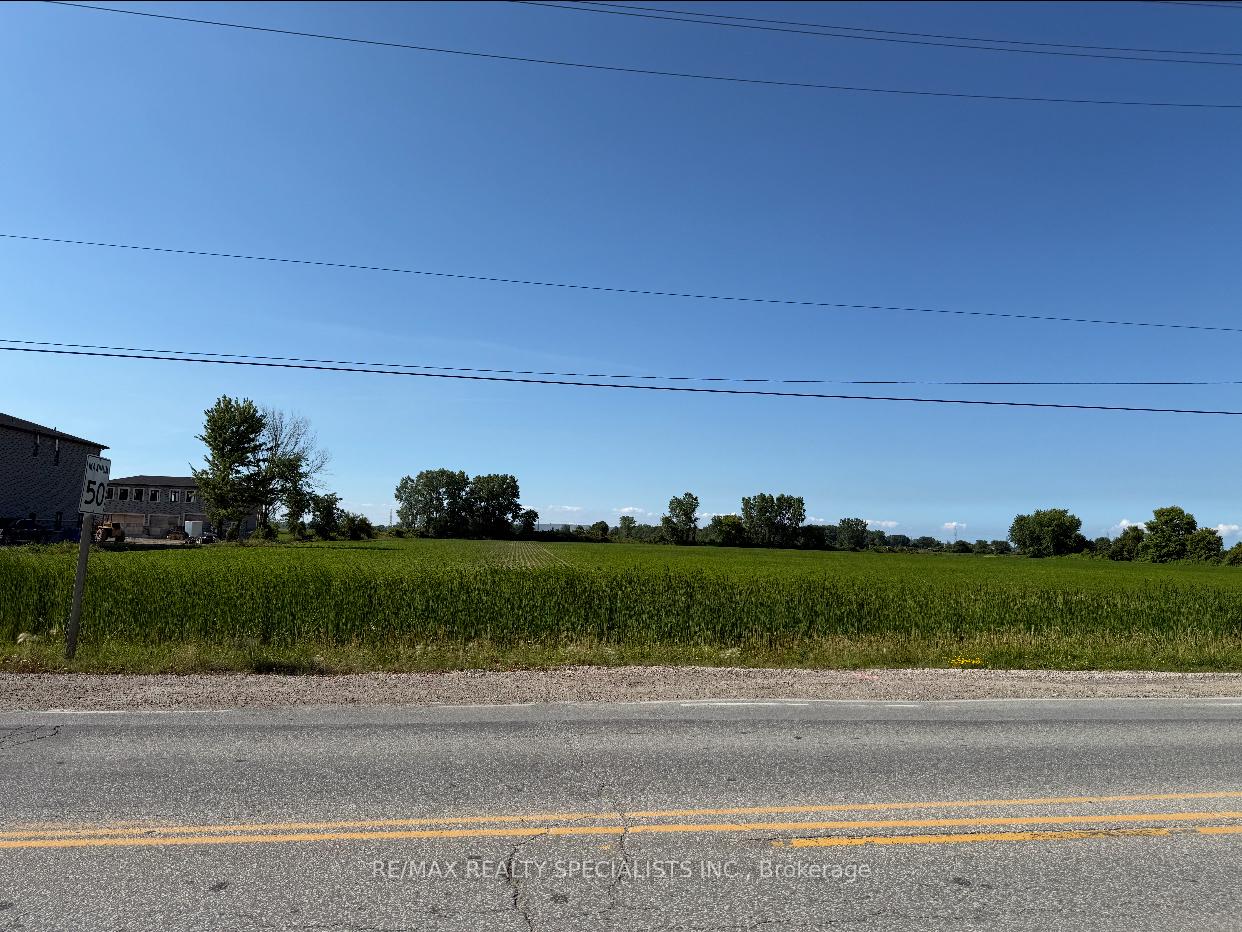 Photo 3 of 10000 County Rd 42, Windsor — HOMEH