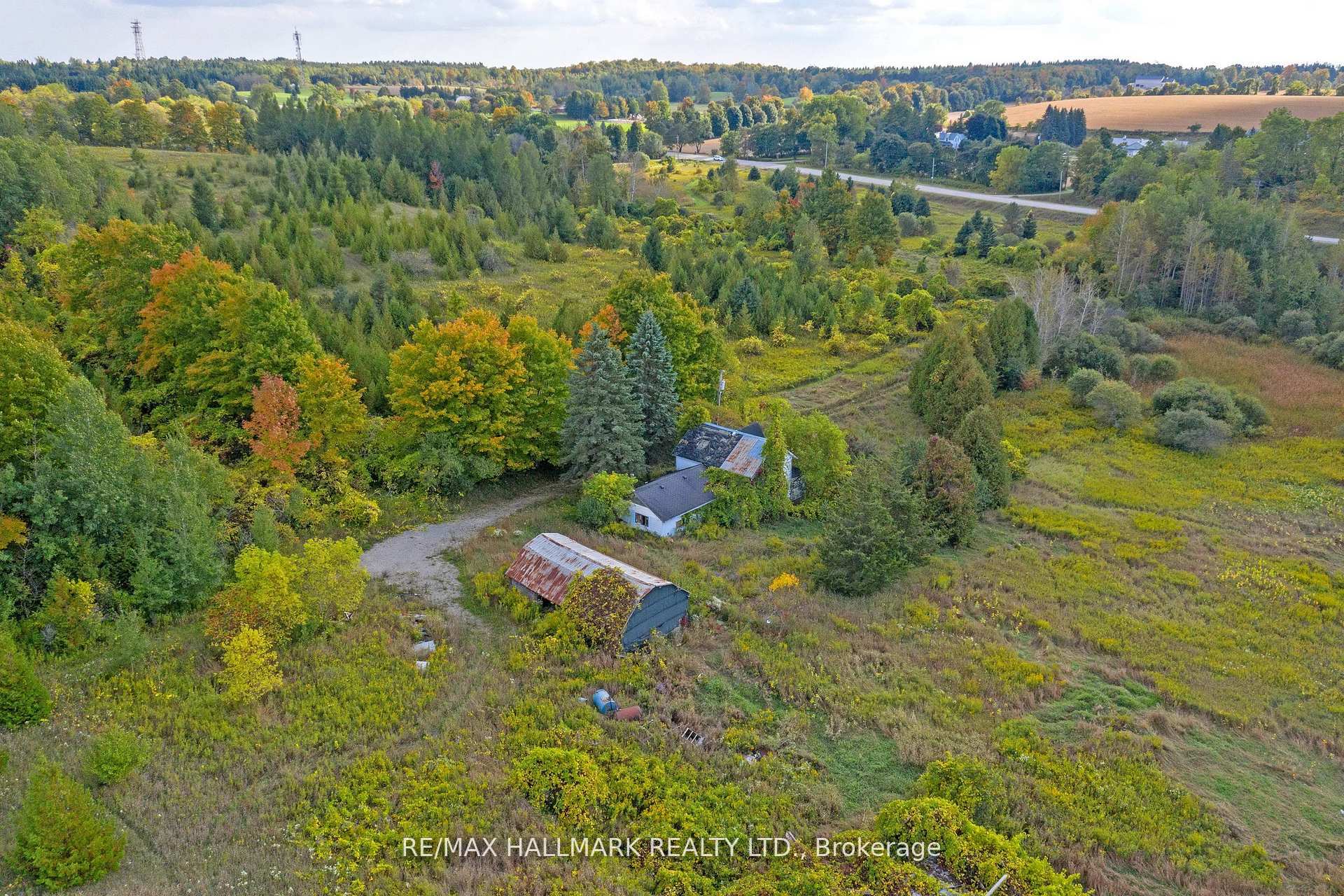 Photo 5 of 5285 Trafalgar Road, Erin, Rural Erin — HOMEH