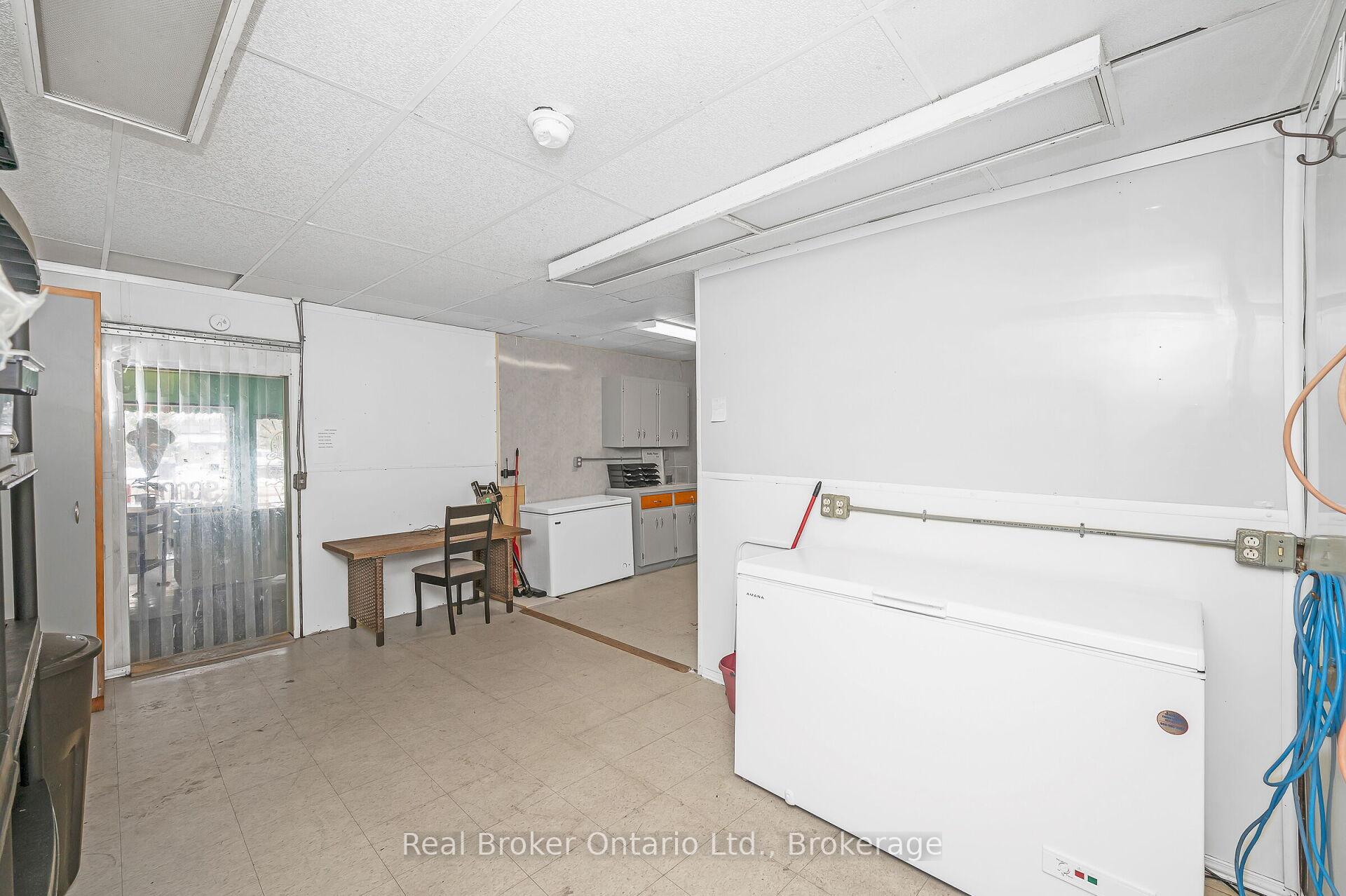 Photo 12 of 122 King Street, Brant, Burford — HOMEH