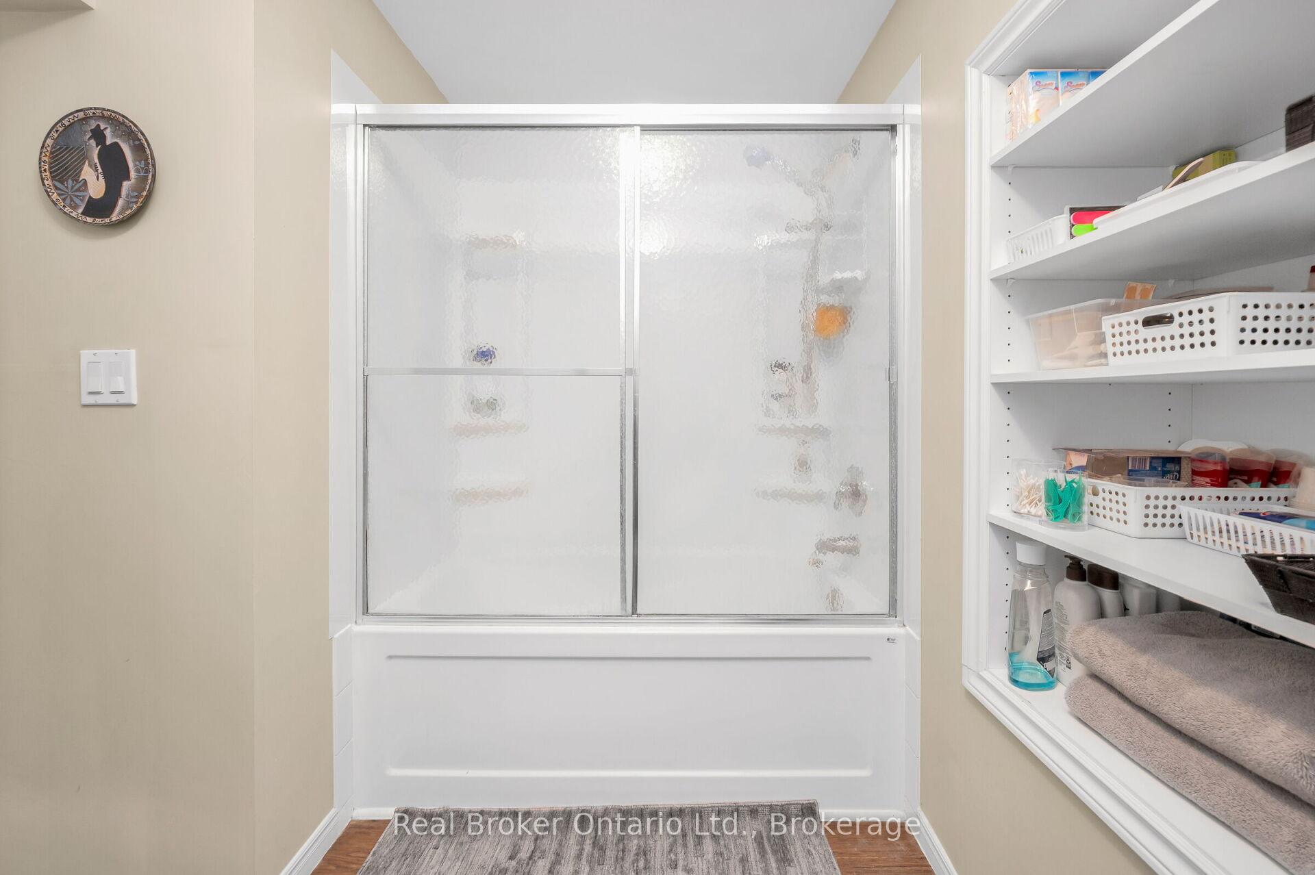 Photo 21 of 122 King Street, Brant, Burford — HOMEH
