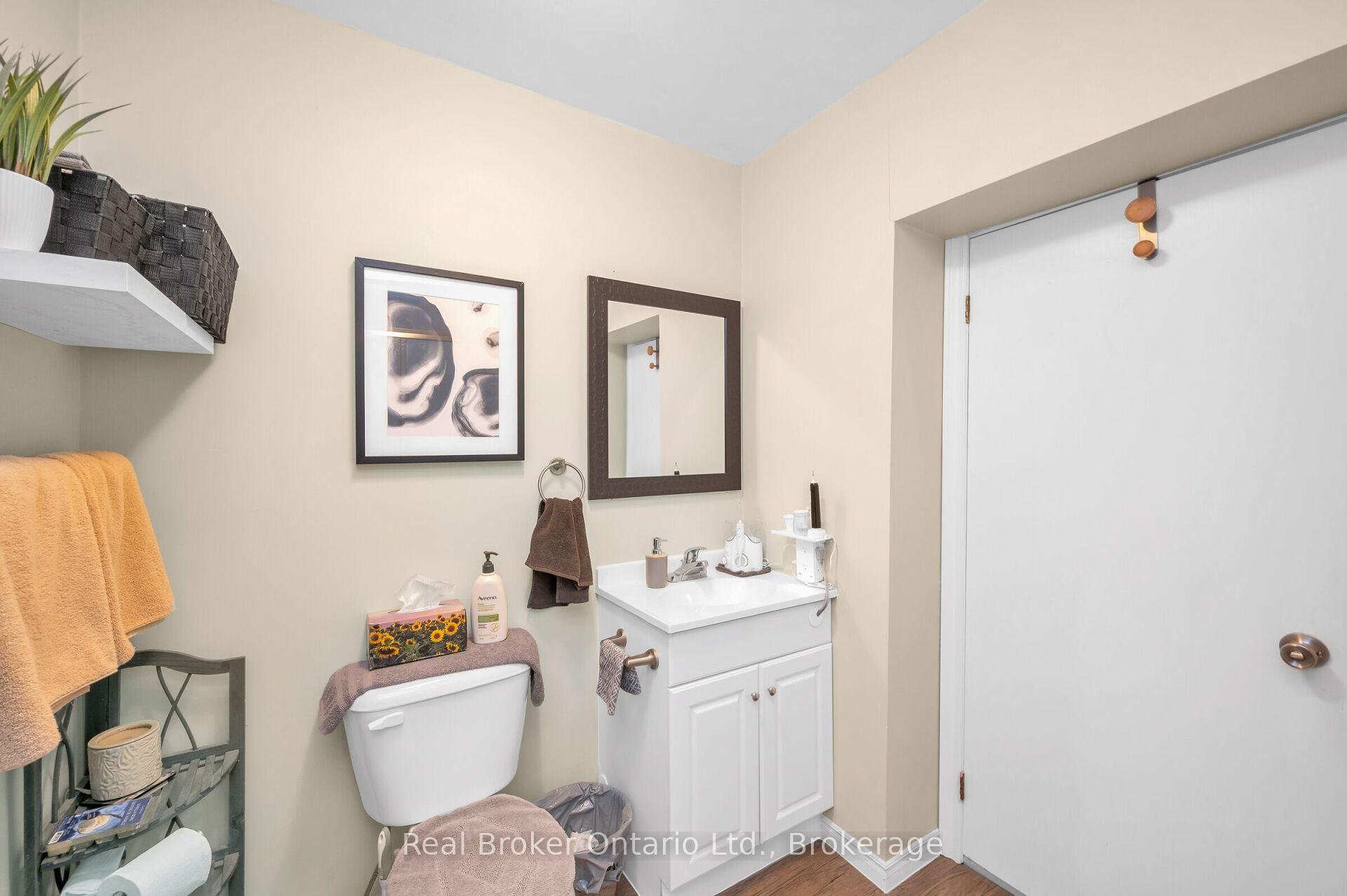 Photo 22 of 122 King Street, Brant, Burford — HOMEH