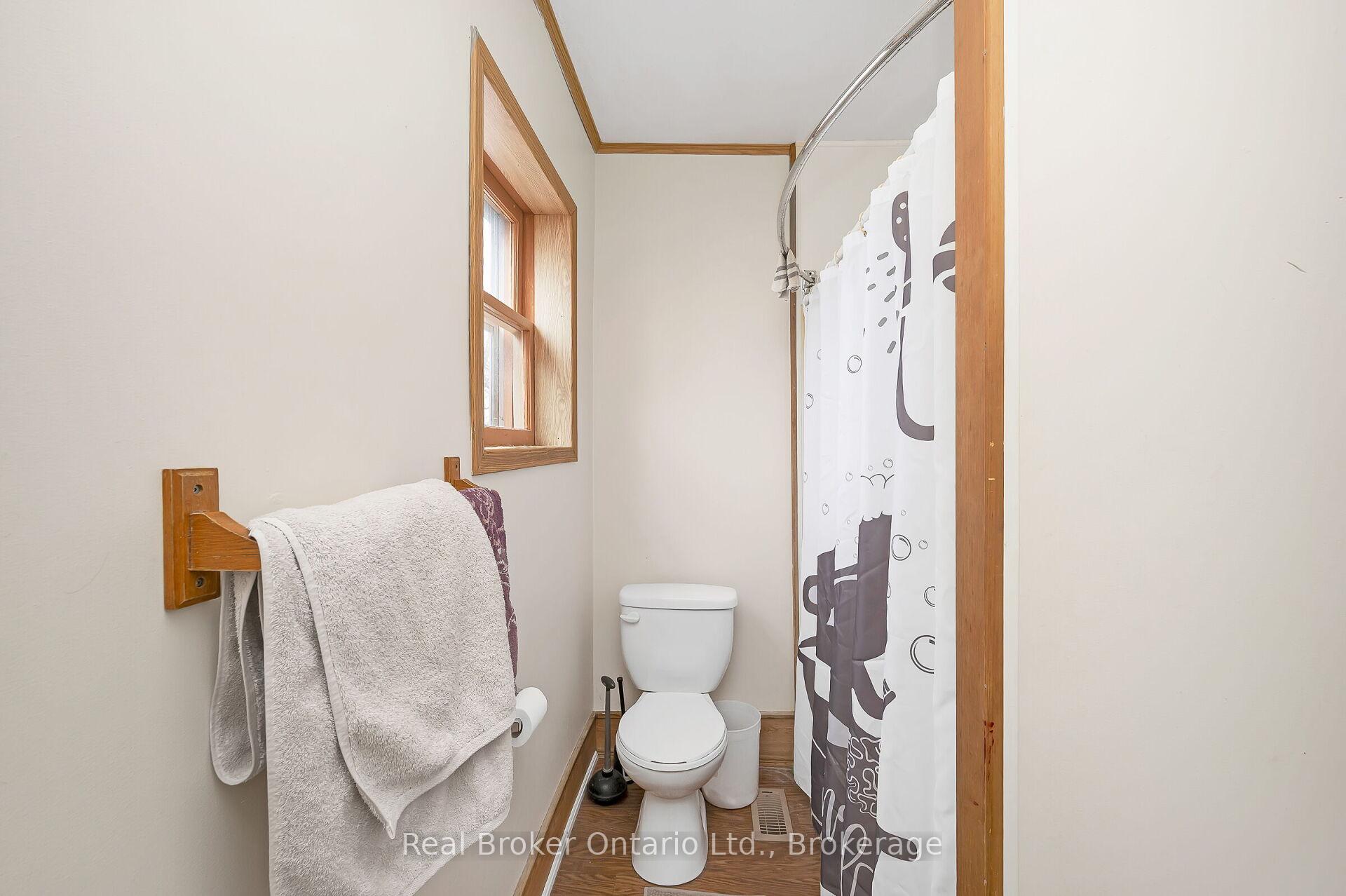 Photo 27 of 122 King Street, Brant, Burford — HOMEH