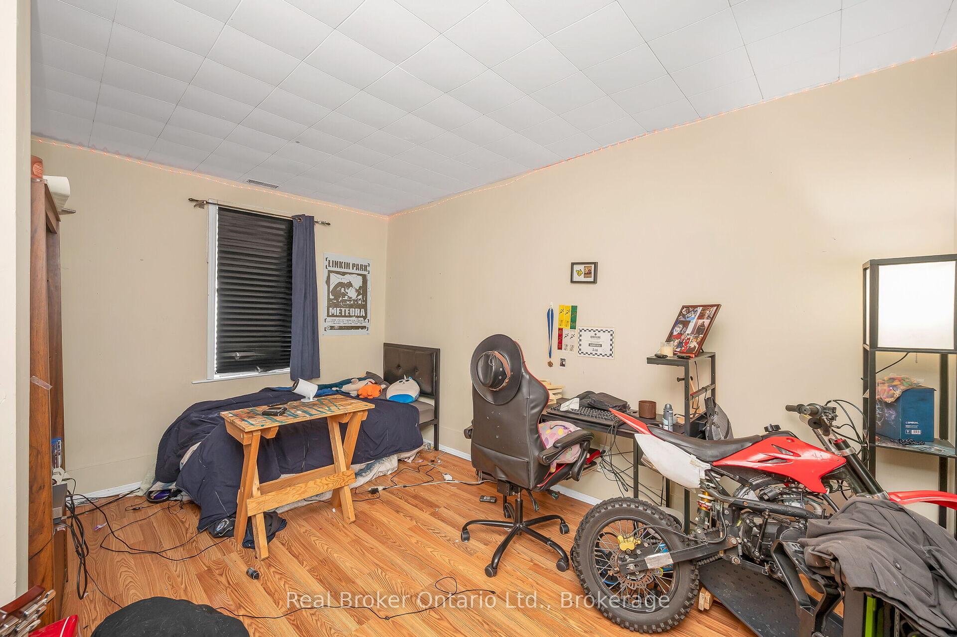 Photo 32 of 122 King Street, Brant, Burford — HOMEH