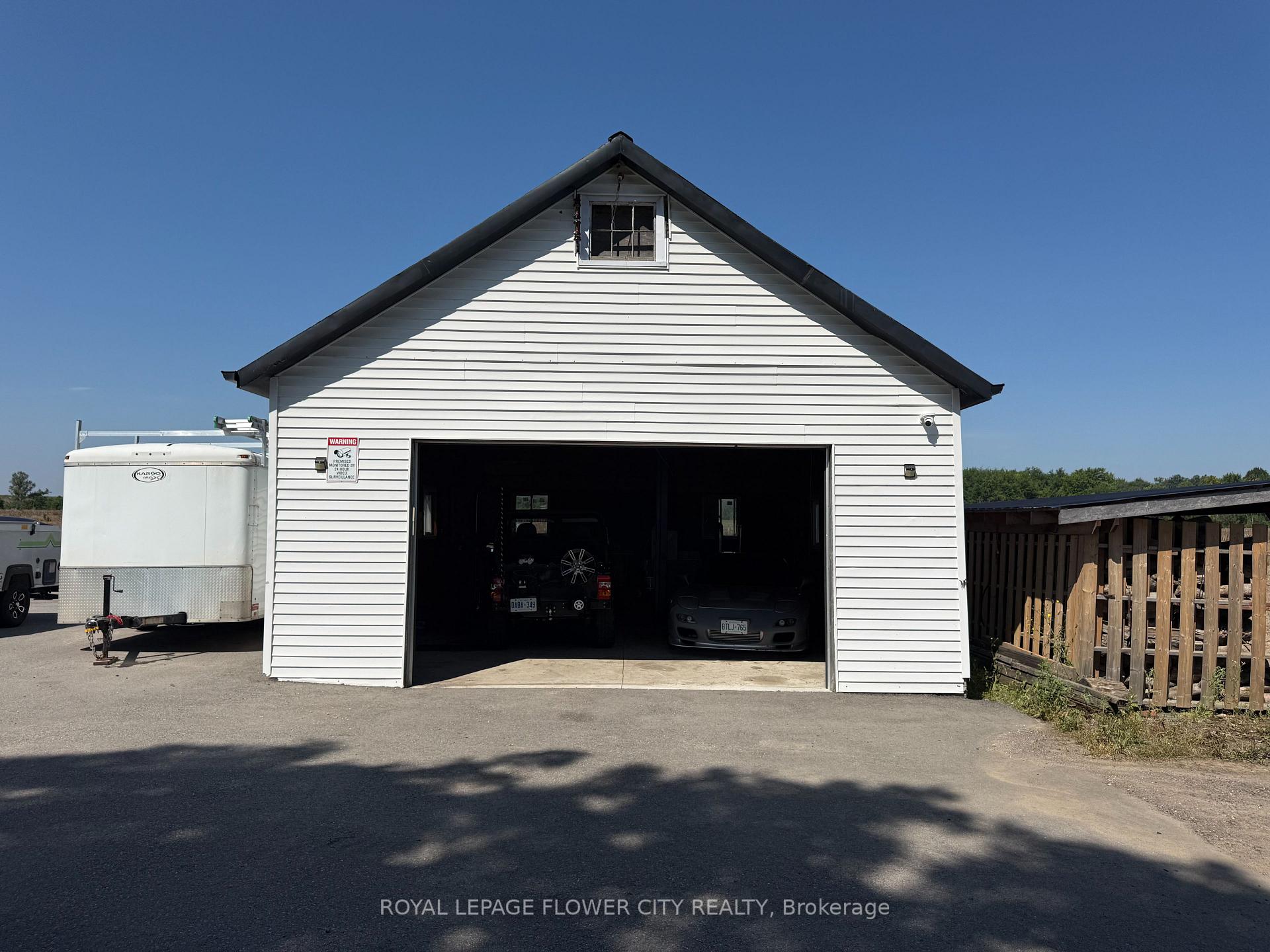 Photo 3 of 957 Brock Road, Hamilton, Dundas — HOMEH